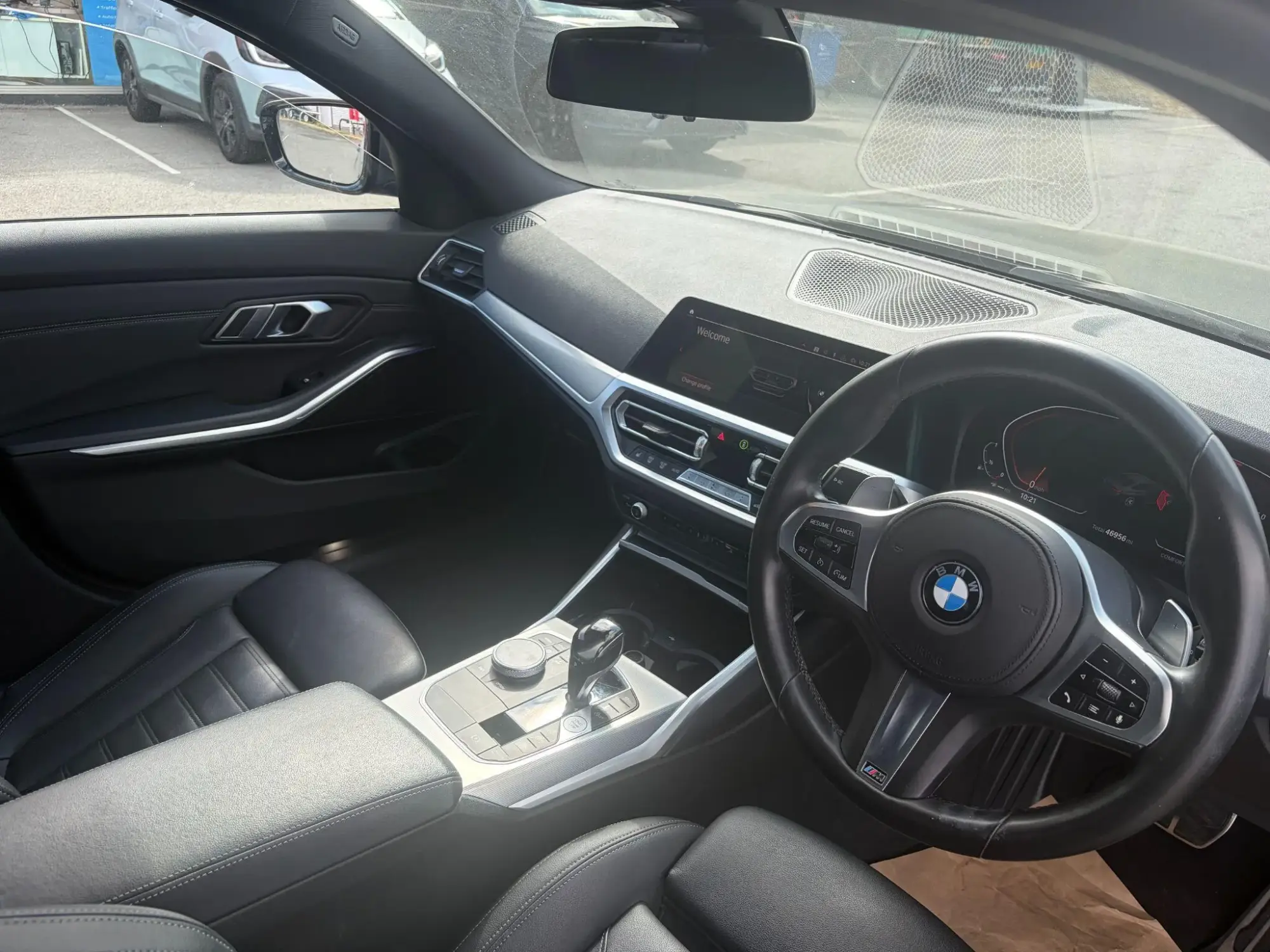 BMW 3 Series Image 8