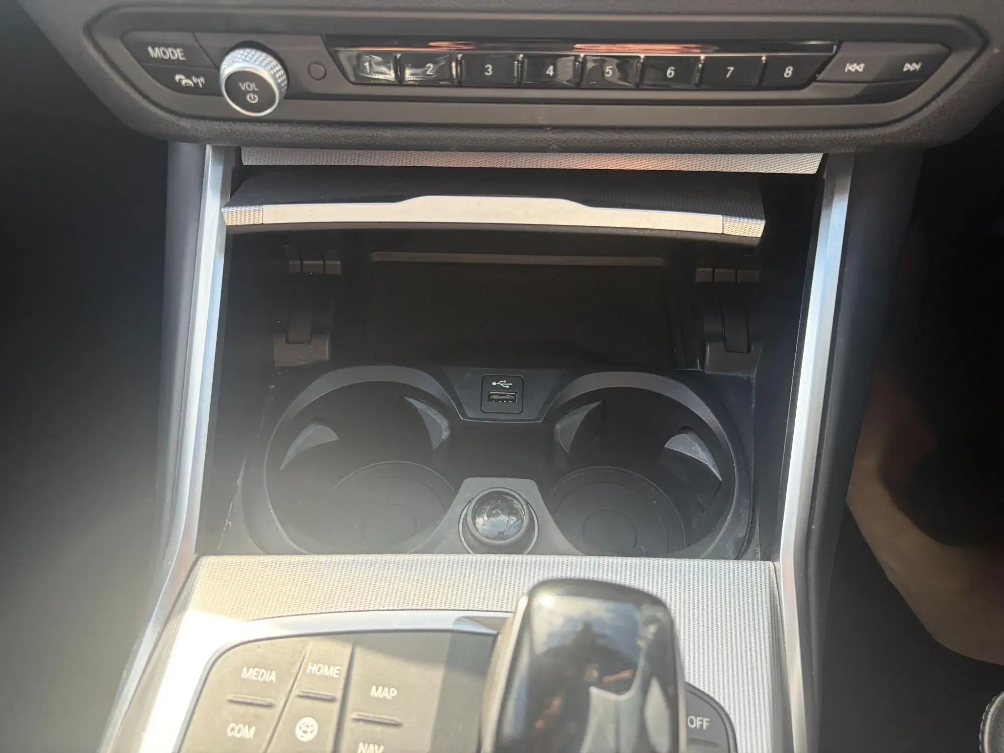 BMW 3 Series Image 30