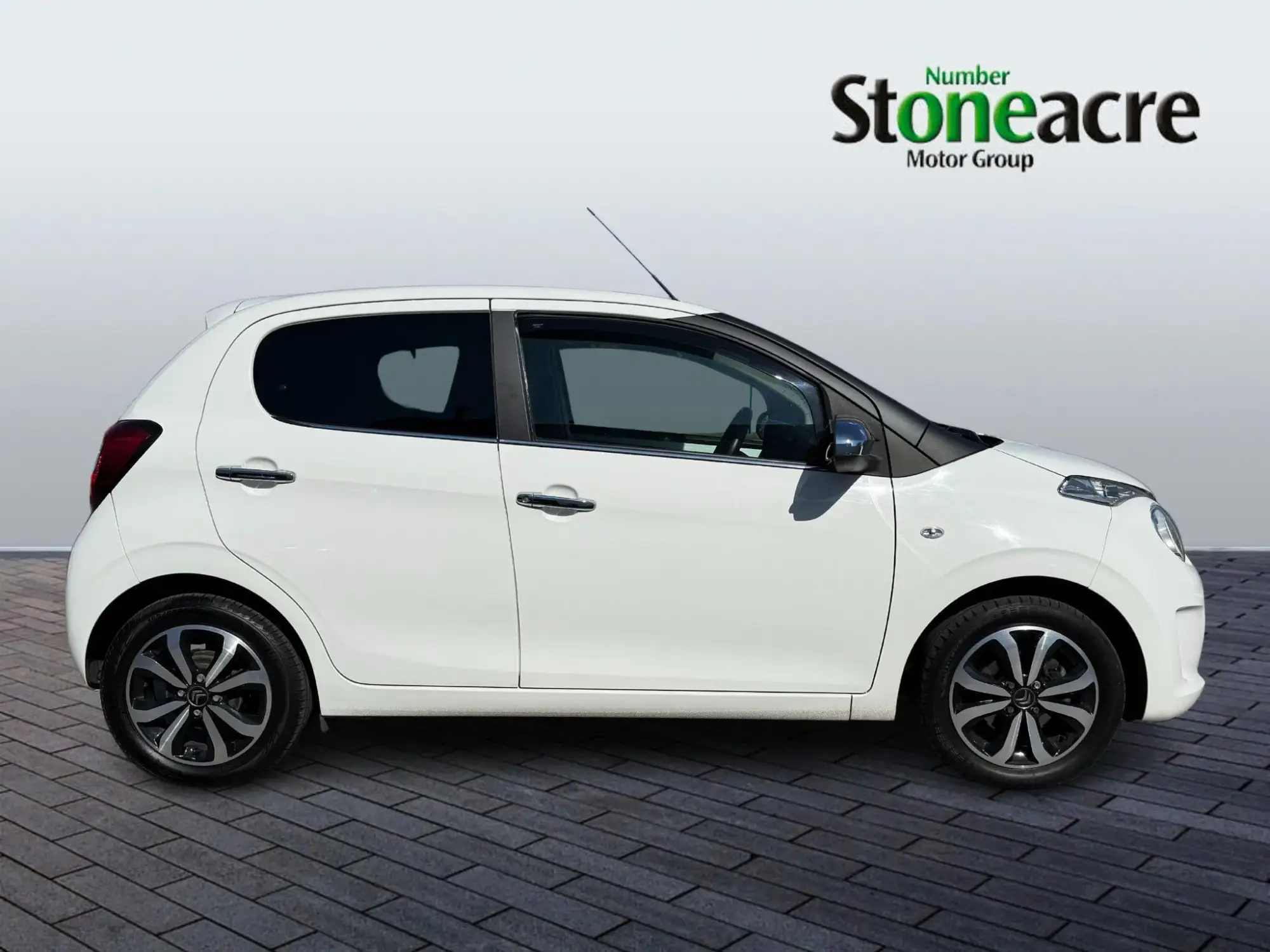 Citroen C1 1.0 VTi 72 Flair 5dr YT70PPF Image 2