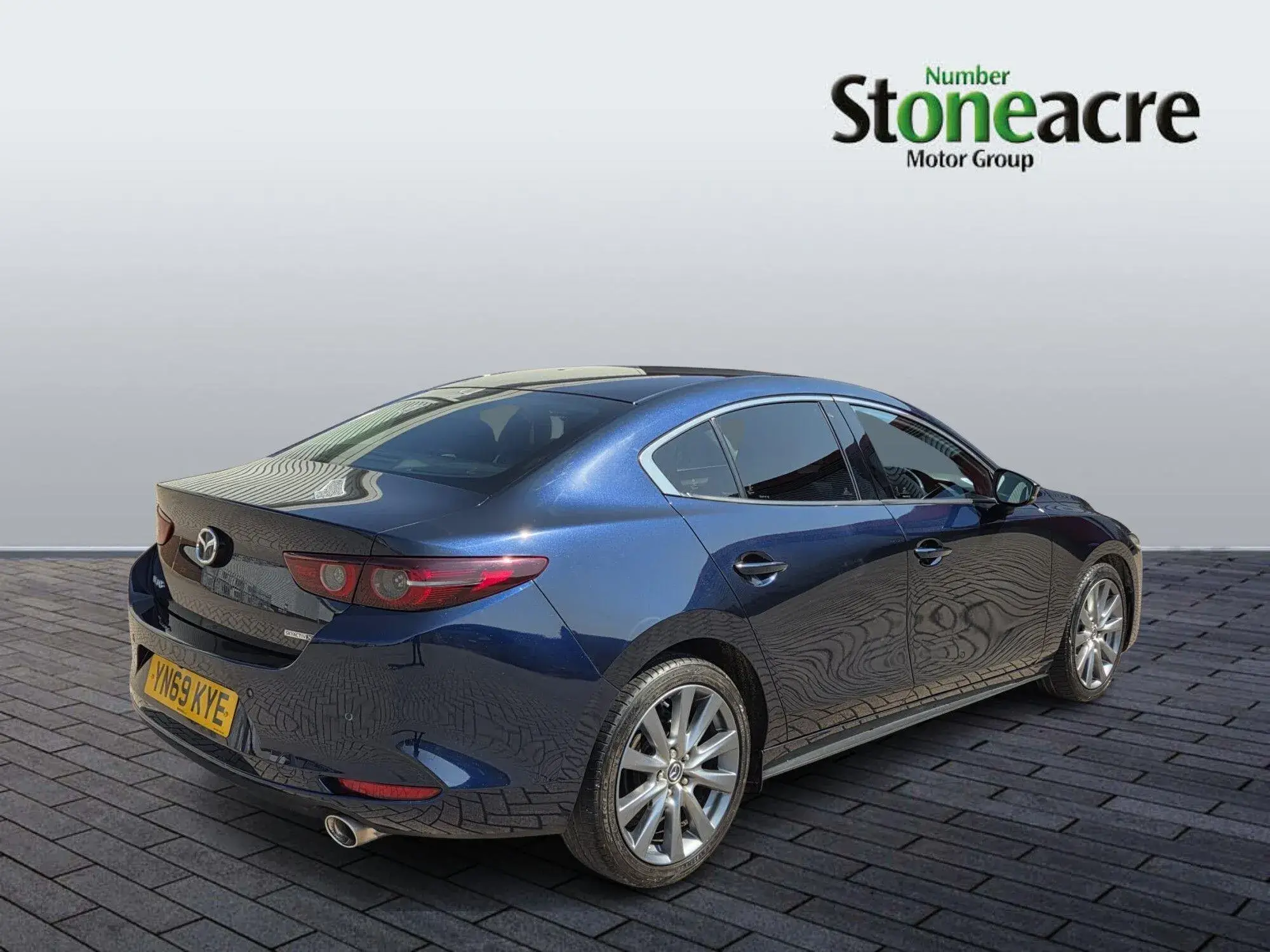 Mazda 3 Saloon 2.0 SKYACTIV-X MHEV GT Sport Saloon 4dr Petrol Manual Euro 6 (s/s) (180 ps) YN69KYE Image 3