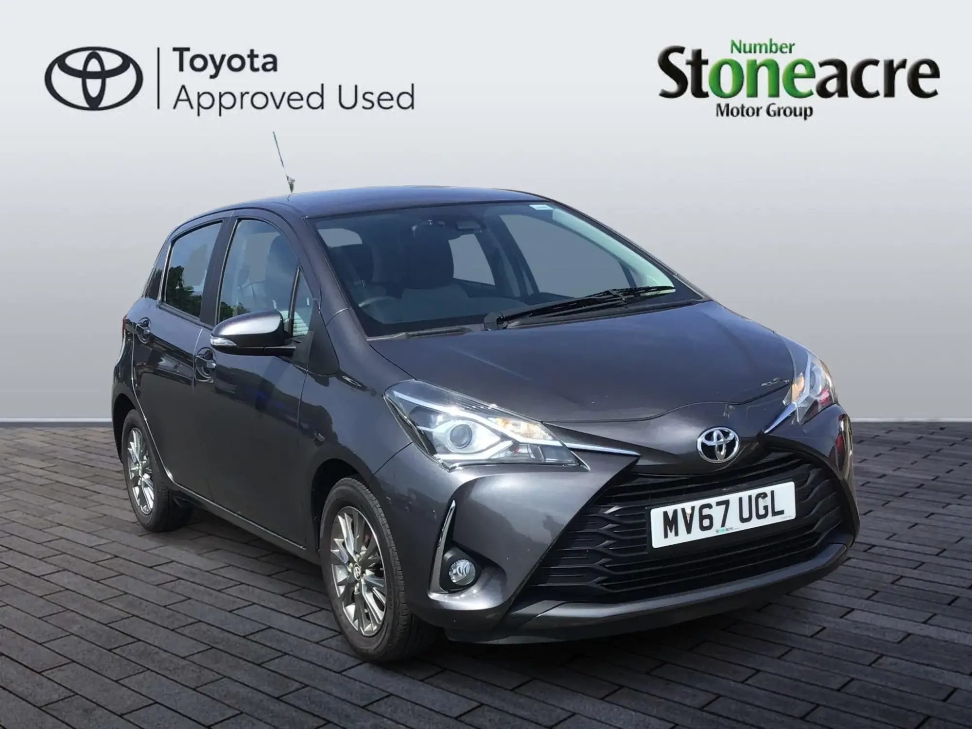 Toyota Yaris 1.5 VVT-i Icon 5dr MV67UGL Image 1