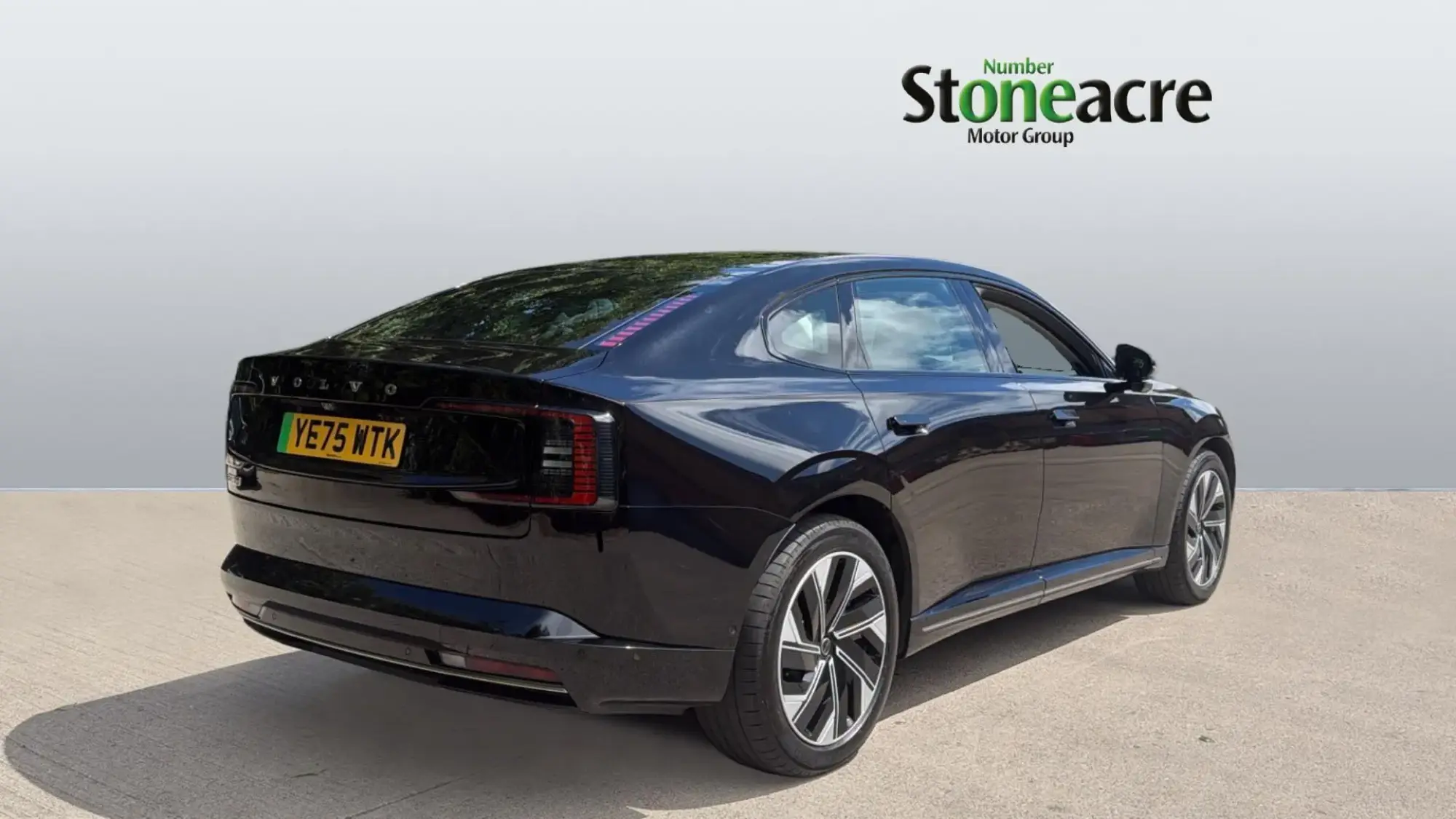 Volvo ES90 Image 2