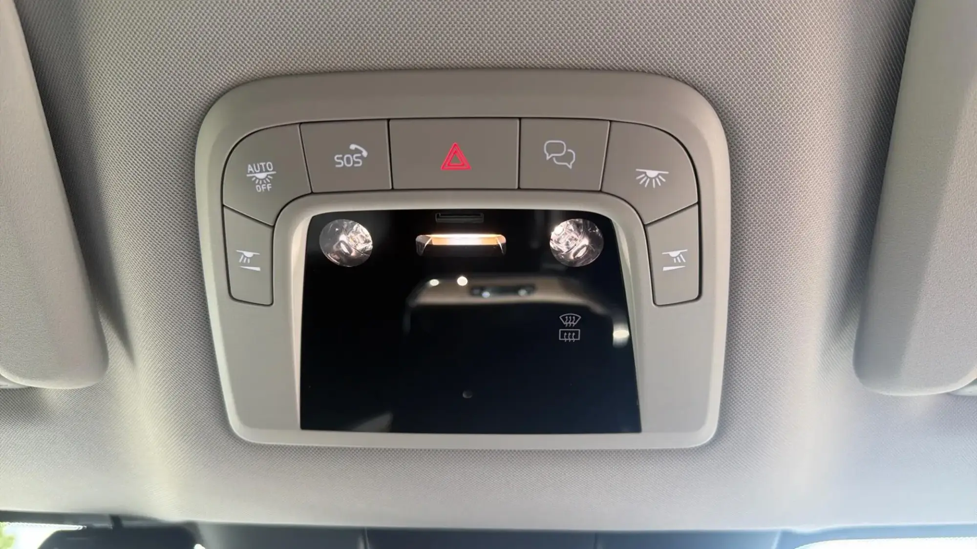 Volvo ES90 Image 26