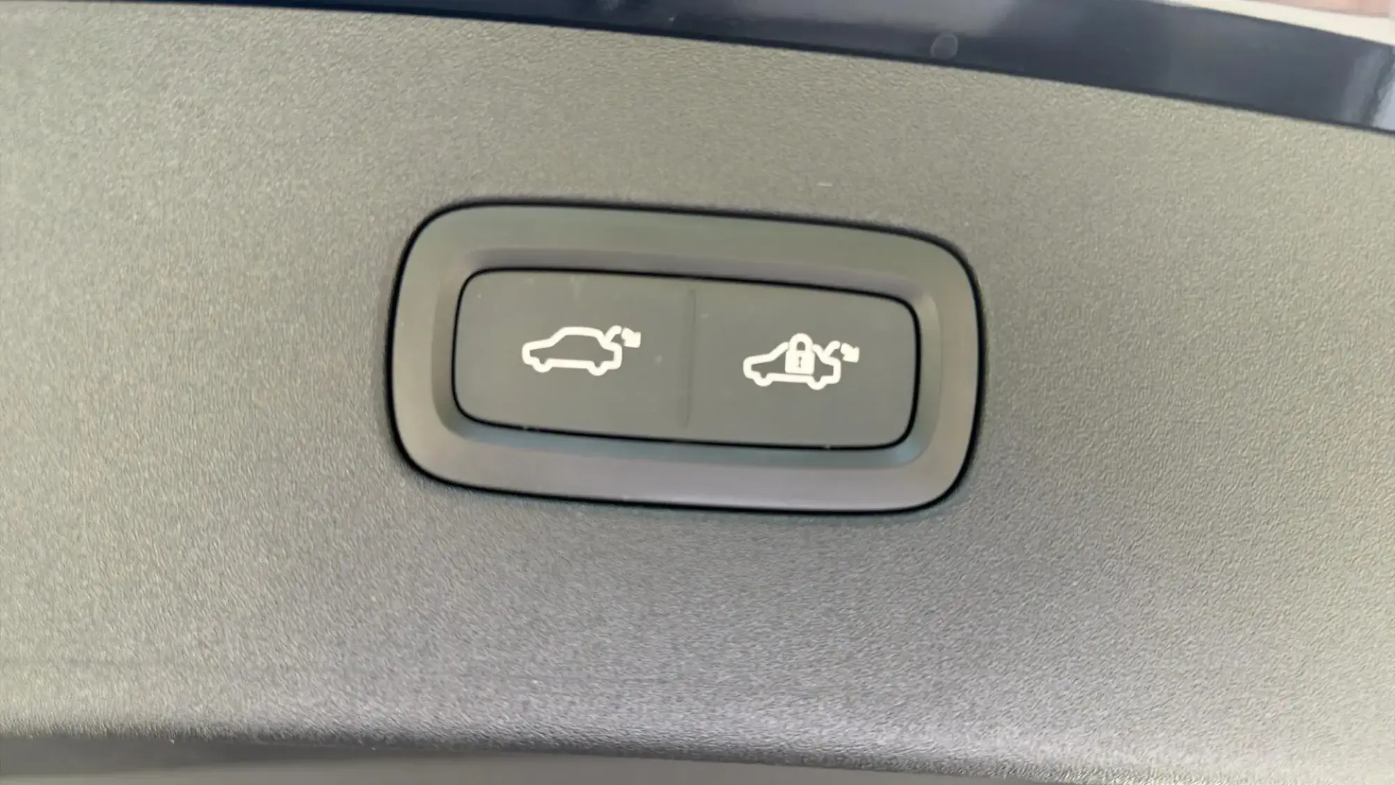 Volvo ES90 Image 33