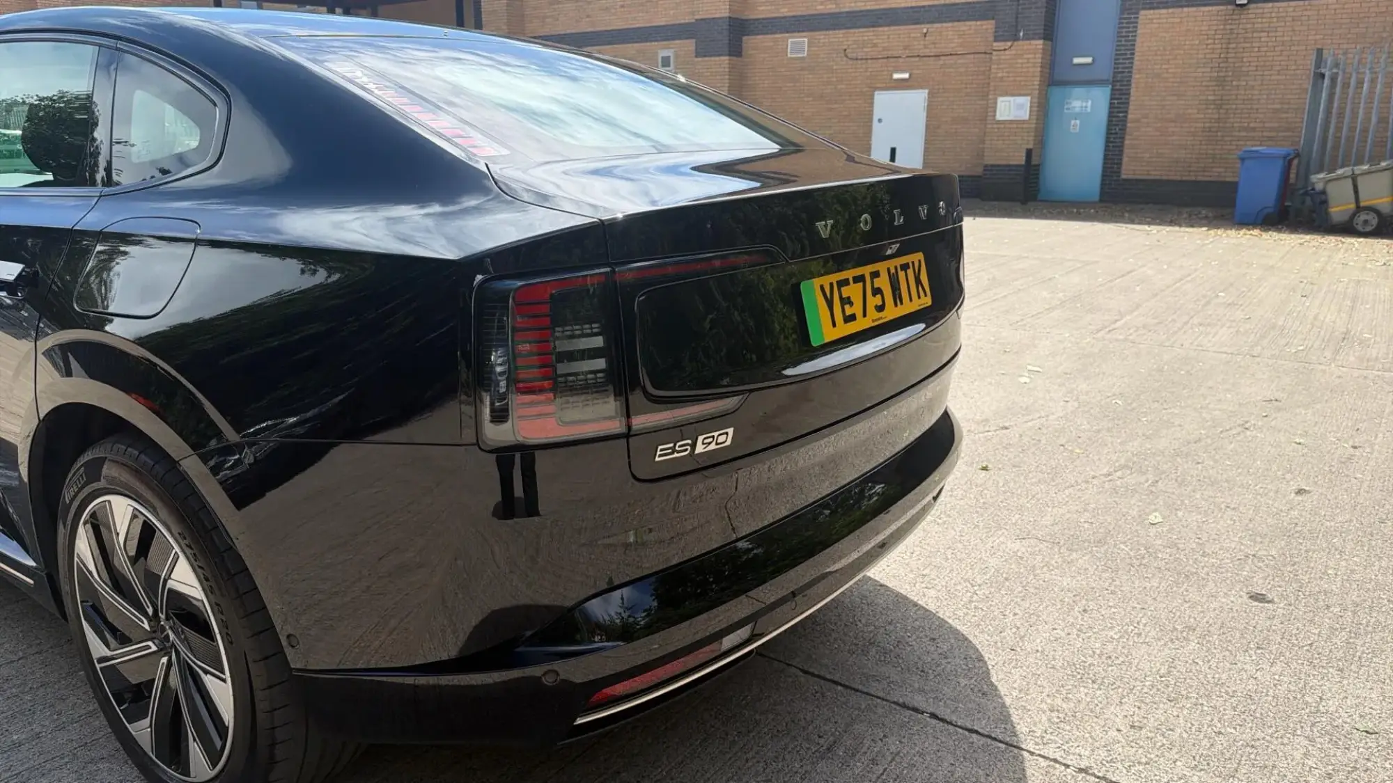 Volvo ES90 Image 38
