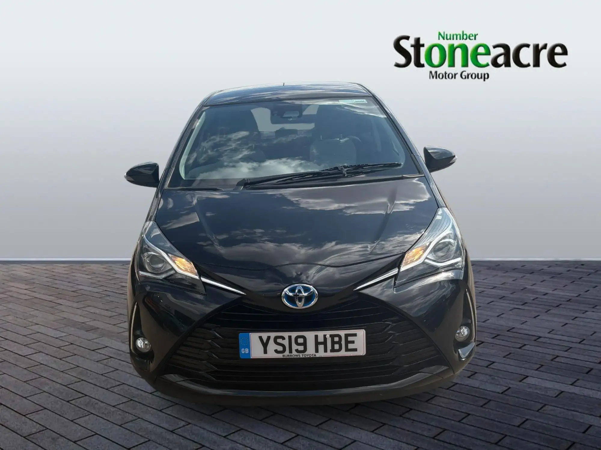 Toyota Yaris Image 8 Toyota Yaris Image 8