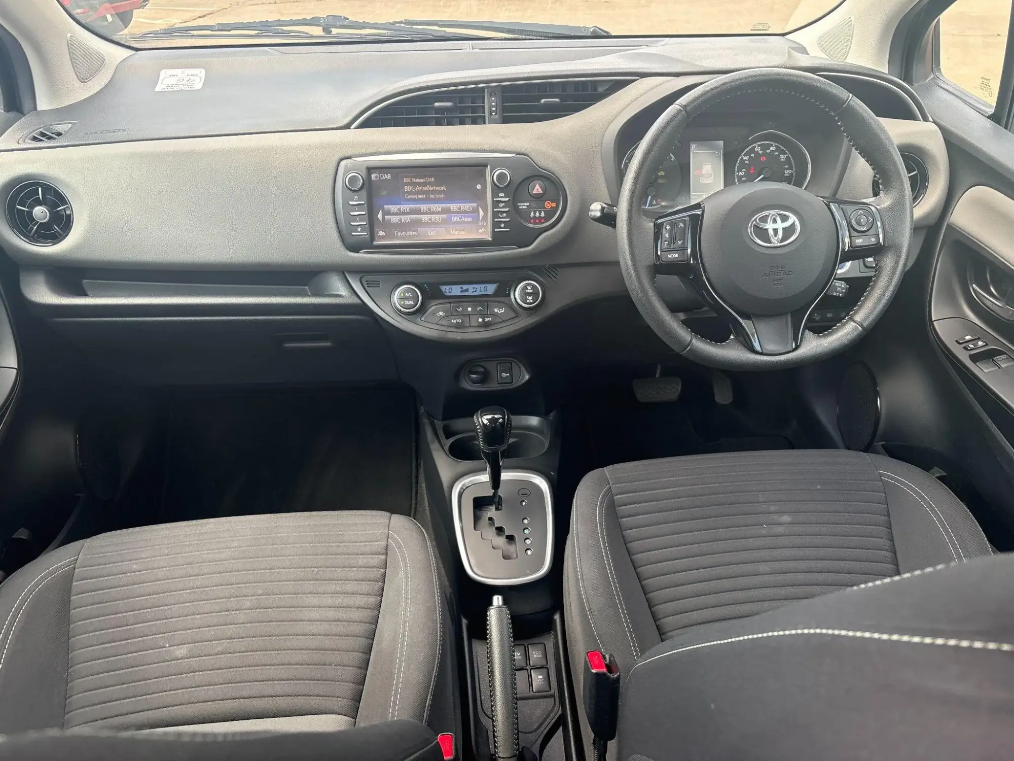 Toyota Yaris Image 17 Toyota Yaris Image 17