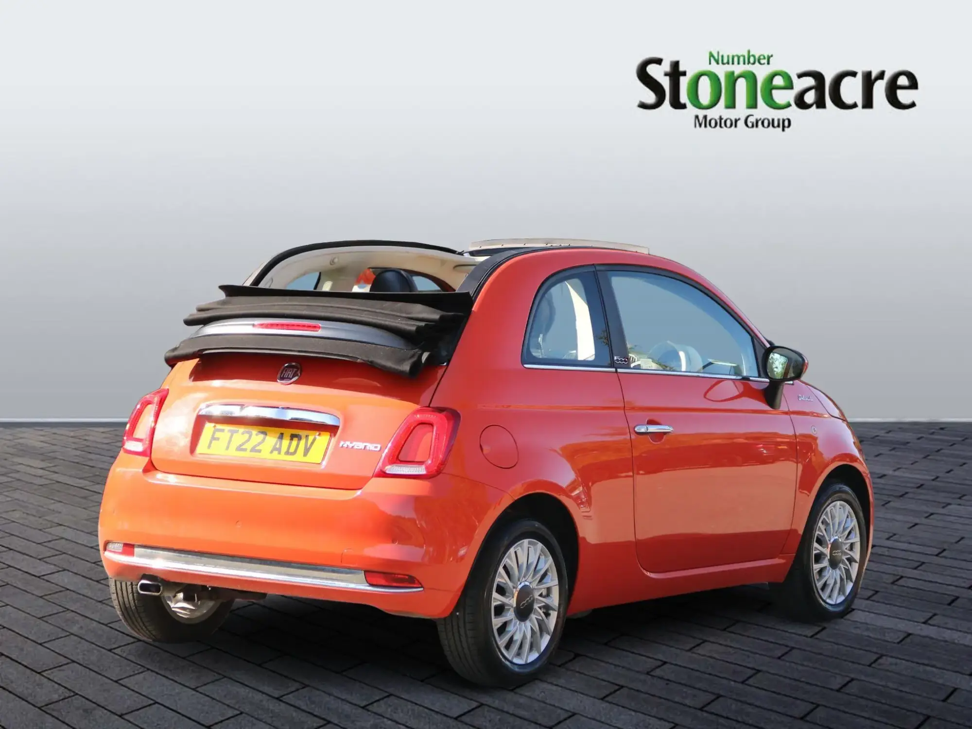 Fiat 500c 1.0 MHEV Dolcevita Euro 6 (s/s) 2dr FT22ADV Image 3