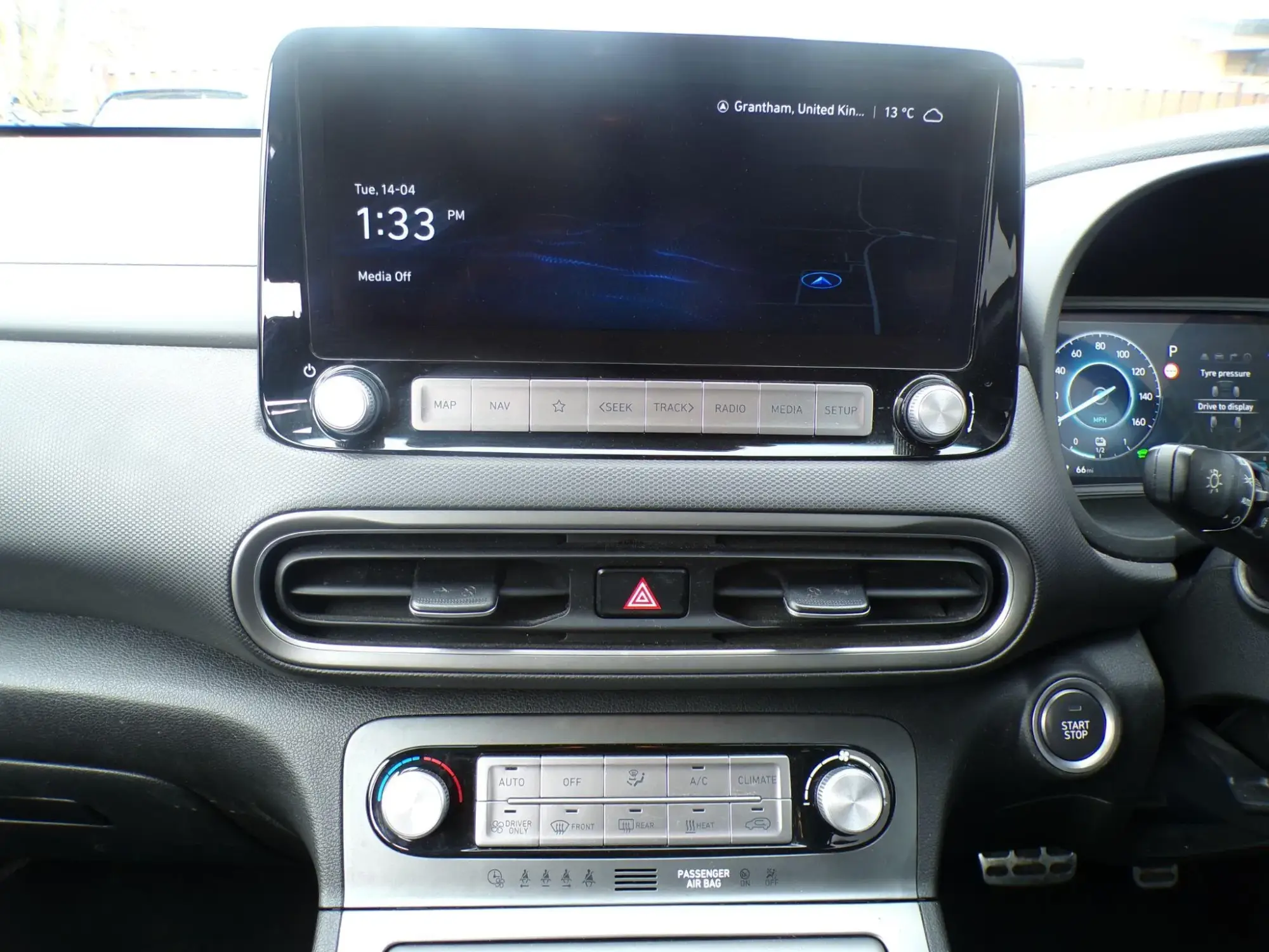 Hyundai KONA Image 20