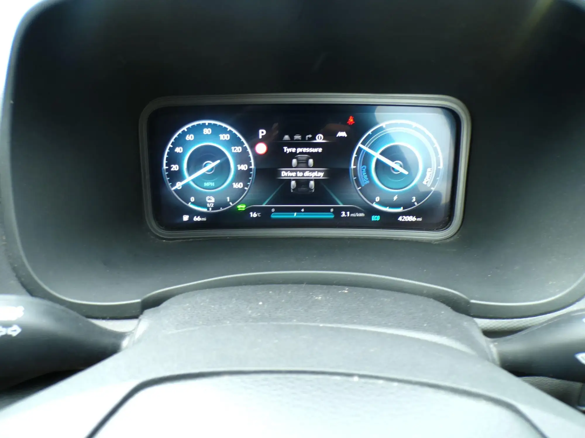 Hyundai KONA Image 22