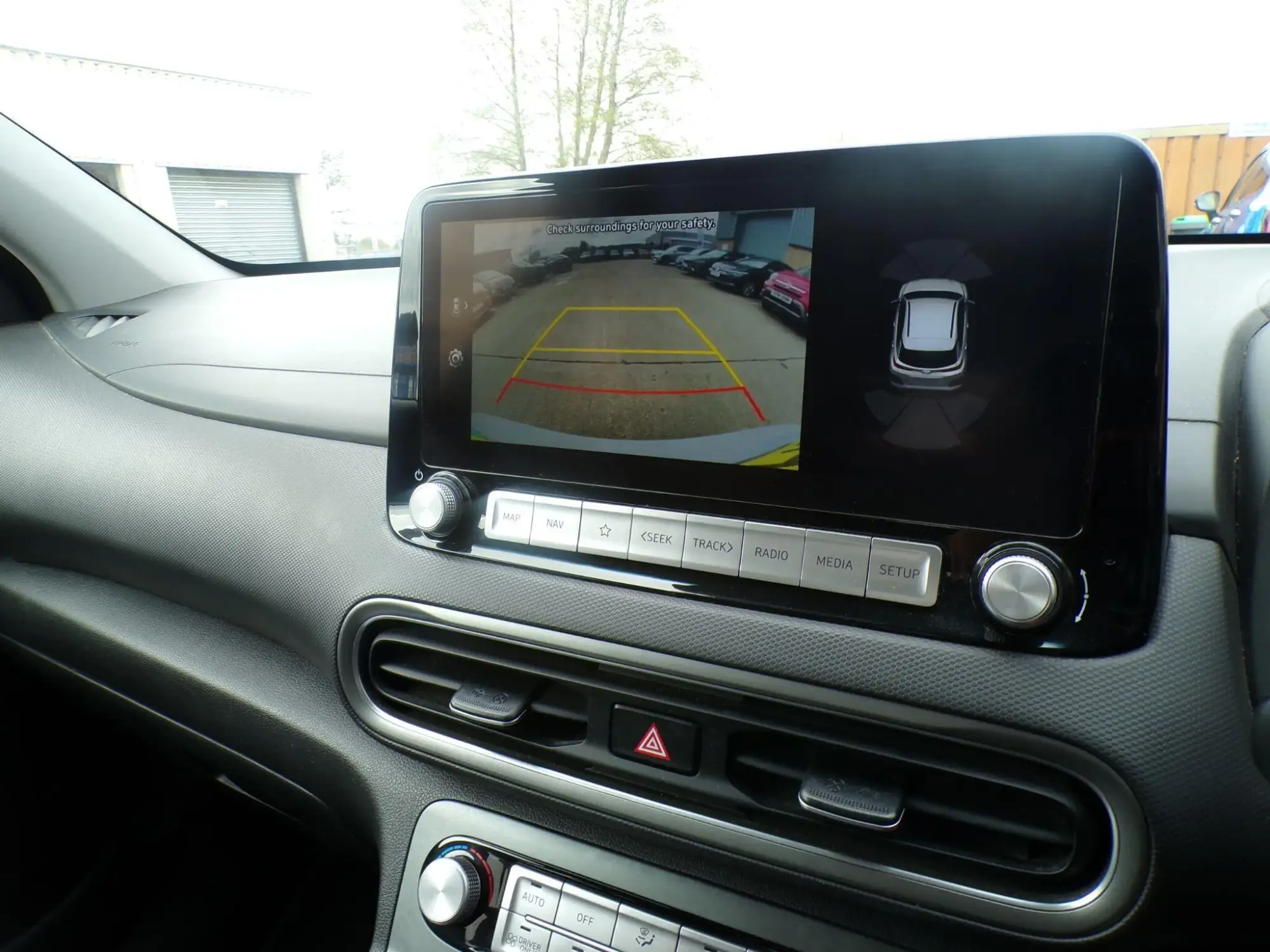 Hyundai KONA Image 24