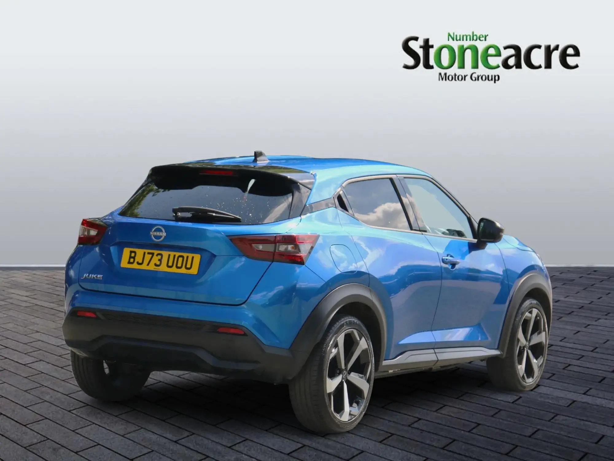 Nissan Juke 1.0 DiG-T 114 Tekna 5dr BJ73UOU Image 3