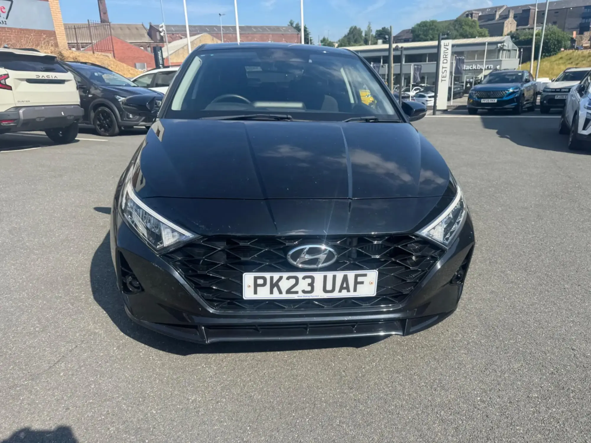 Hyundai i20 Image 2