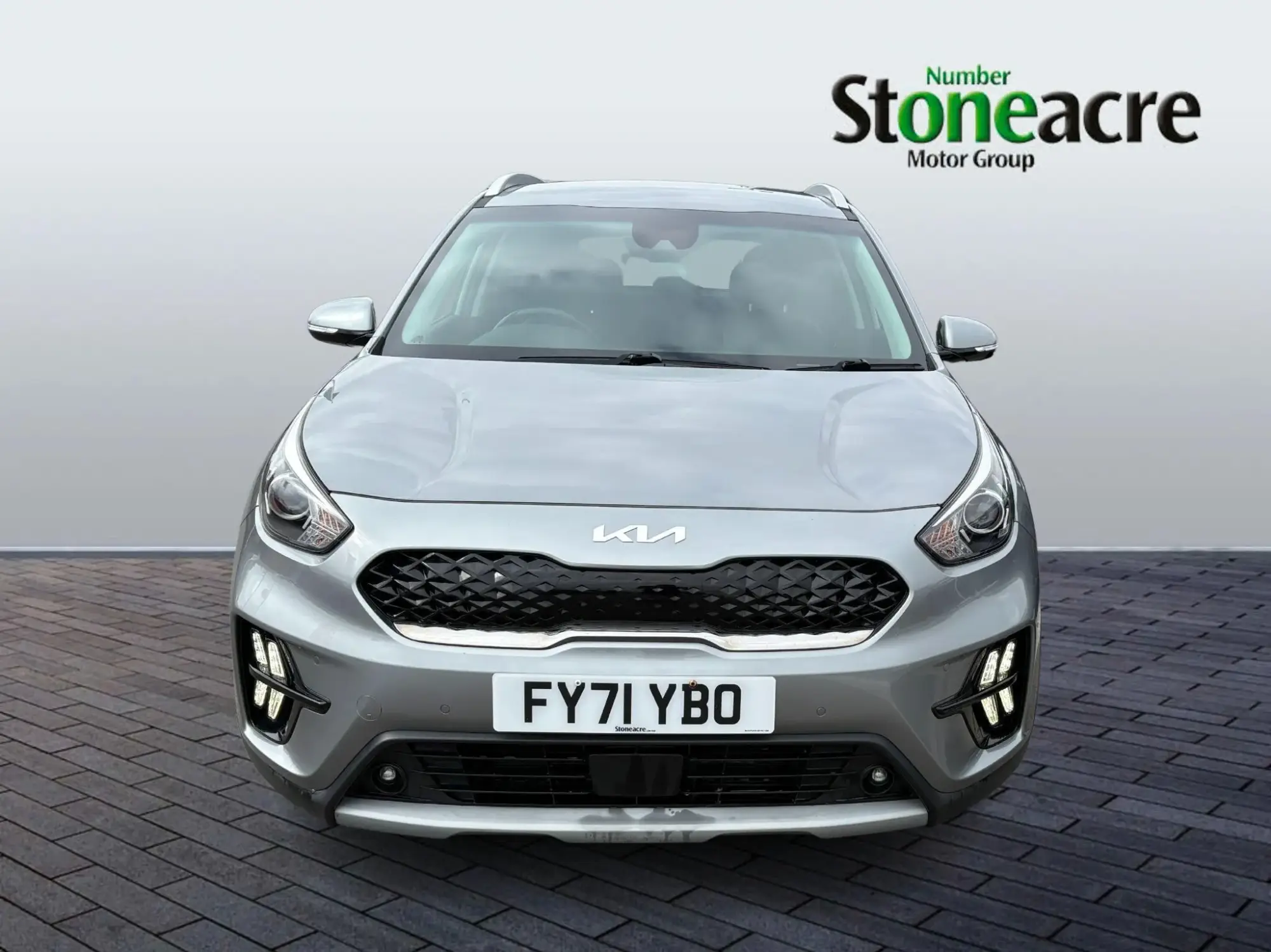 Kia Niro Hybrid 1.6 GDi Hybrid 3 5dr DCT FY71YBO Image 2