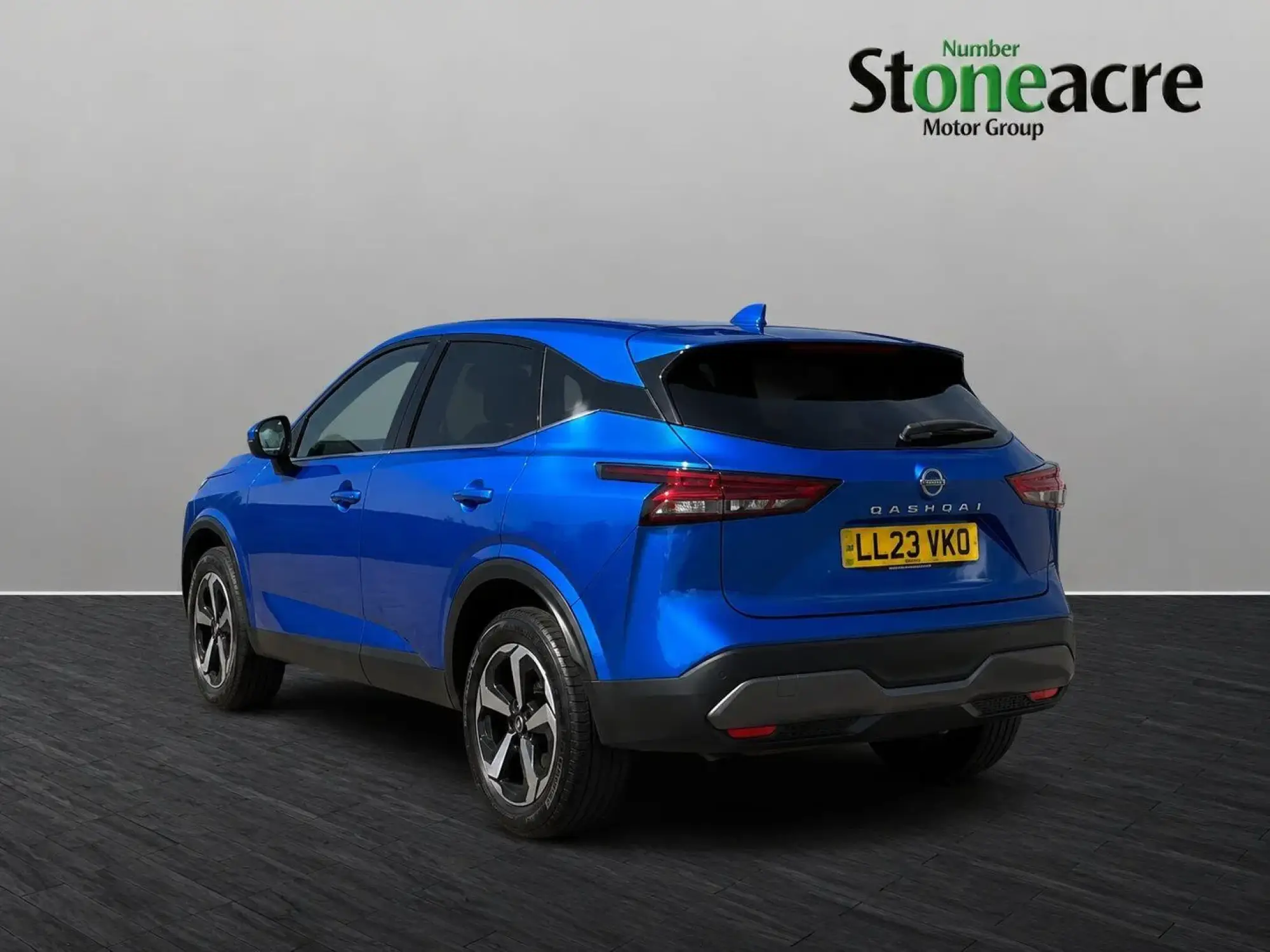 Nissan Qashqai 1.3 DiG-T MH N-Connecta 5dr LL23YKO Image 3