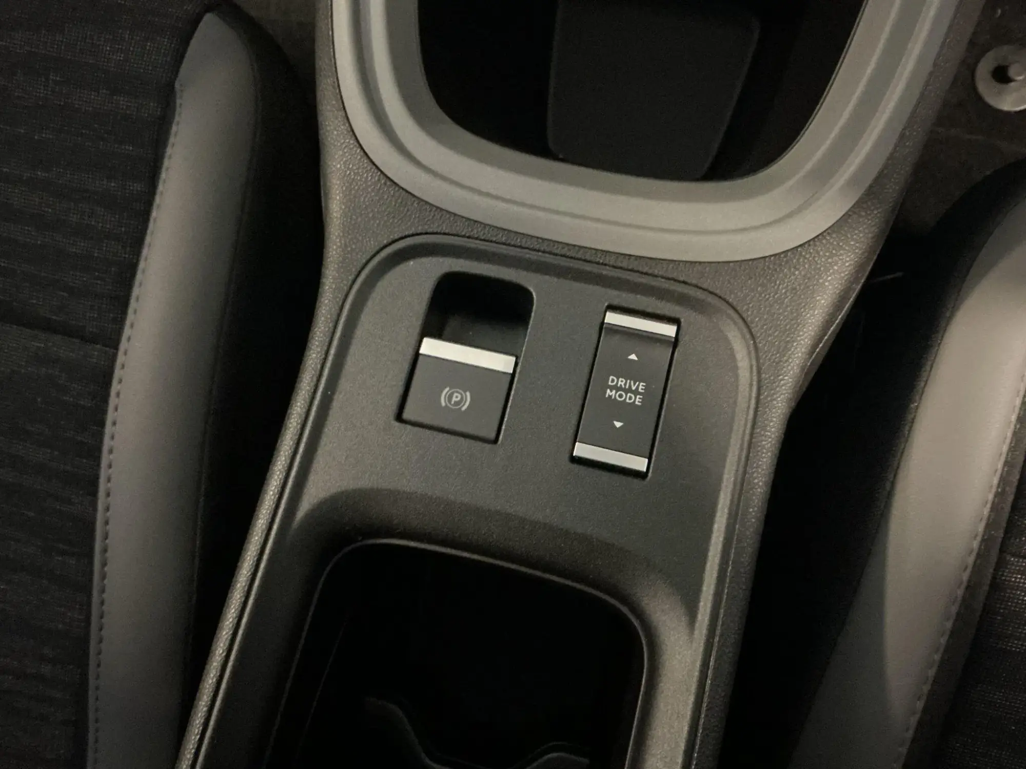 Jeep Avenger Full-Electric Image 17