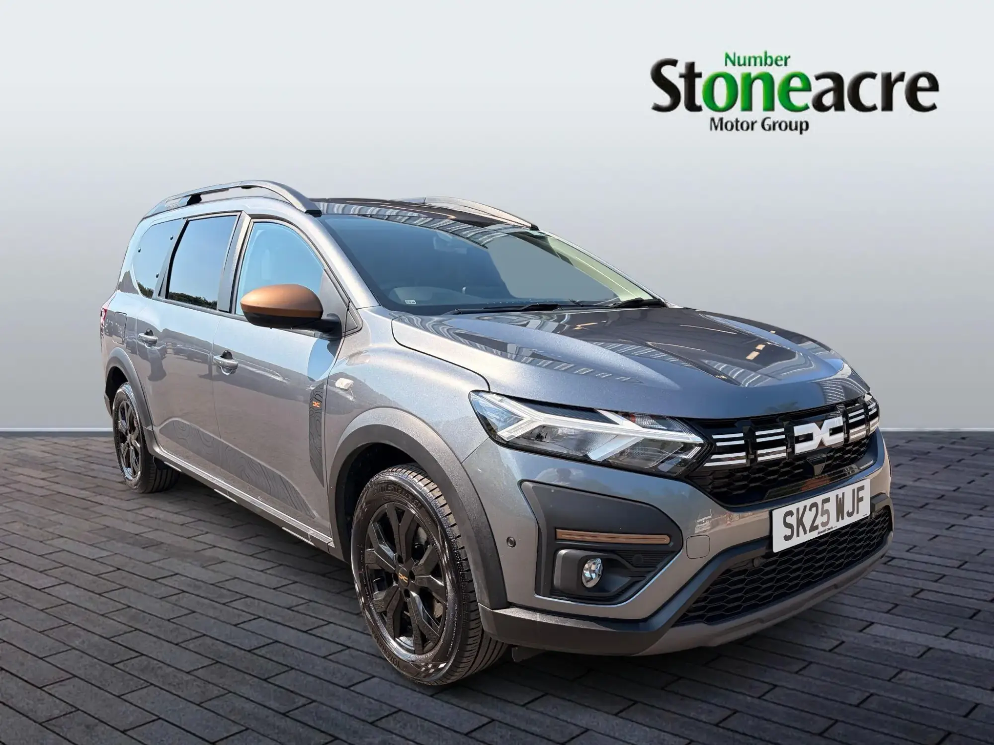 Dacia Jogger Hybrid Image 1