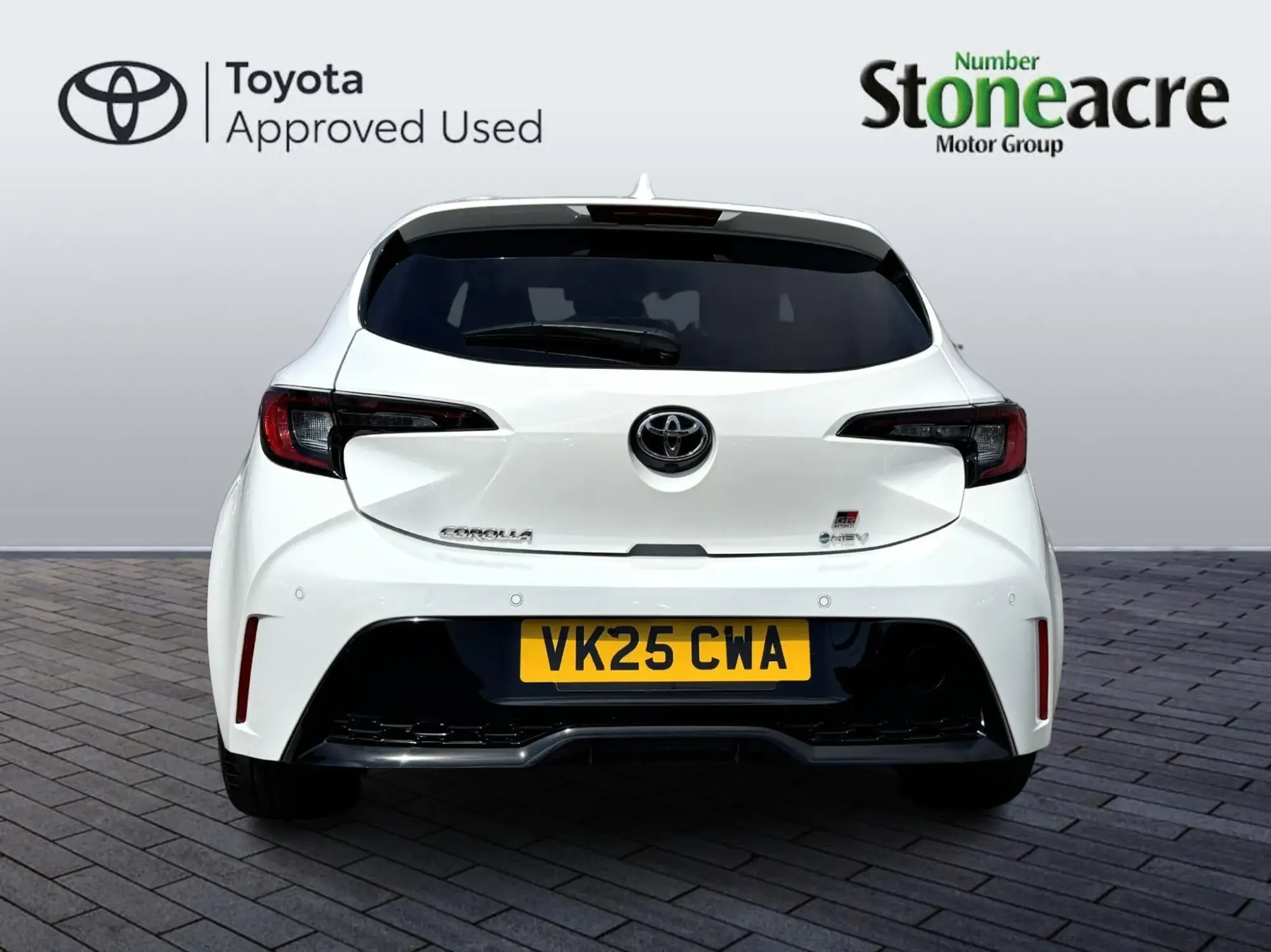 Toyota Corolla Hatchback Image 4 Toyota Corolla Hatchback Image 4