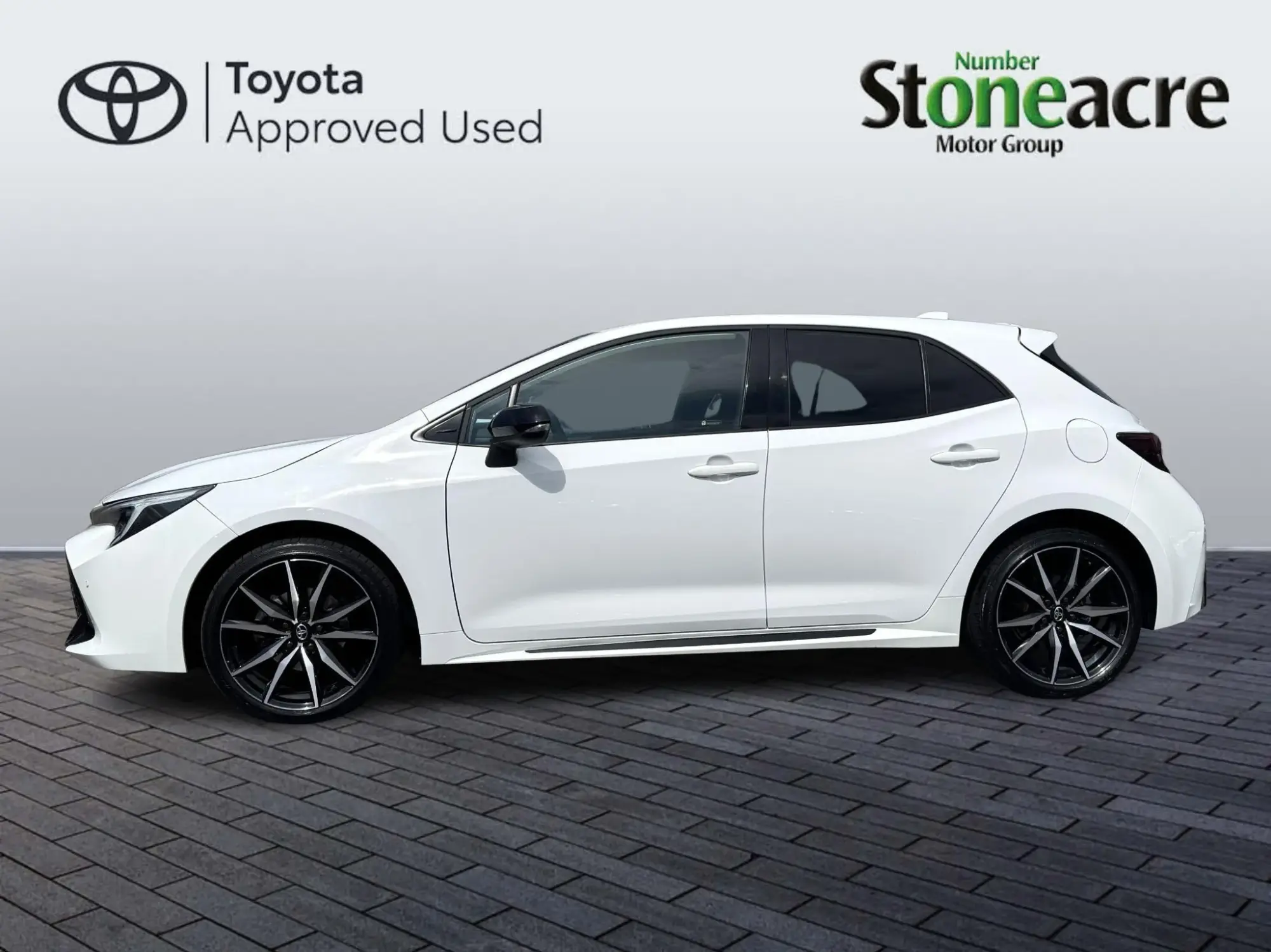 Toyota Corolla Hatchback Image 6 Toyota Corolla Hatchback Image 6