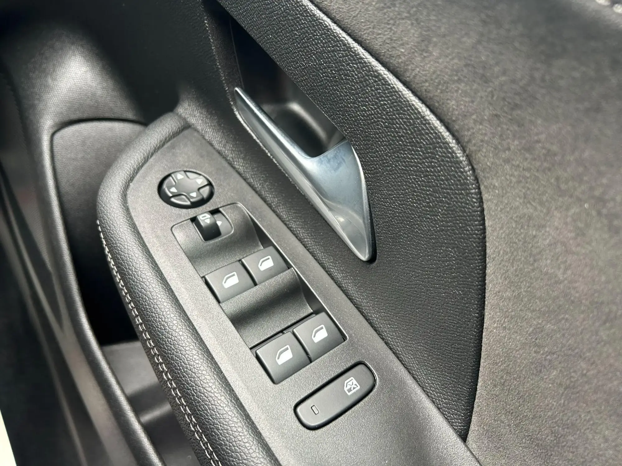 Vauxhall Mokka Image 23 Vauxhall Mokka Image 23