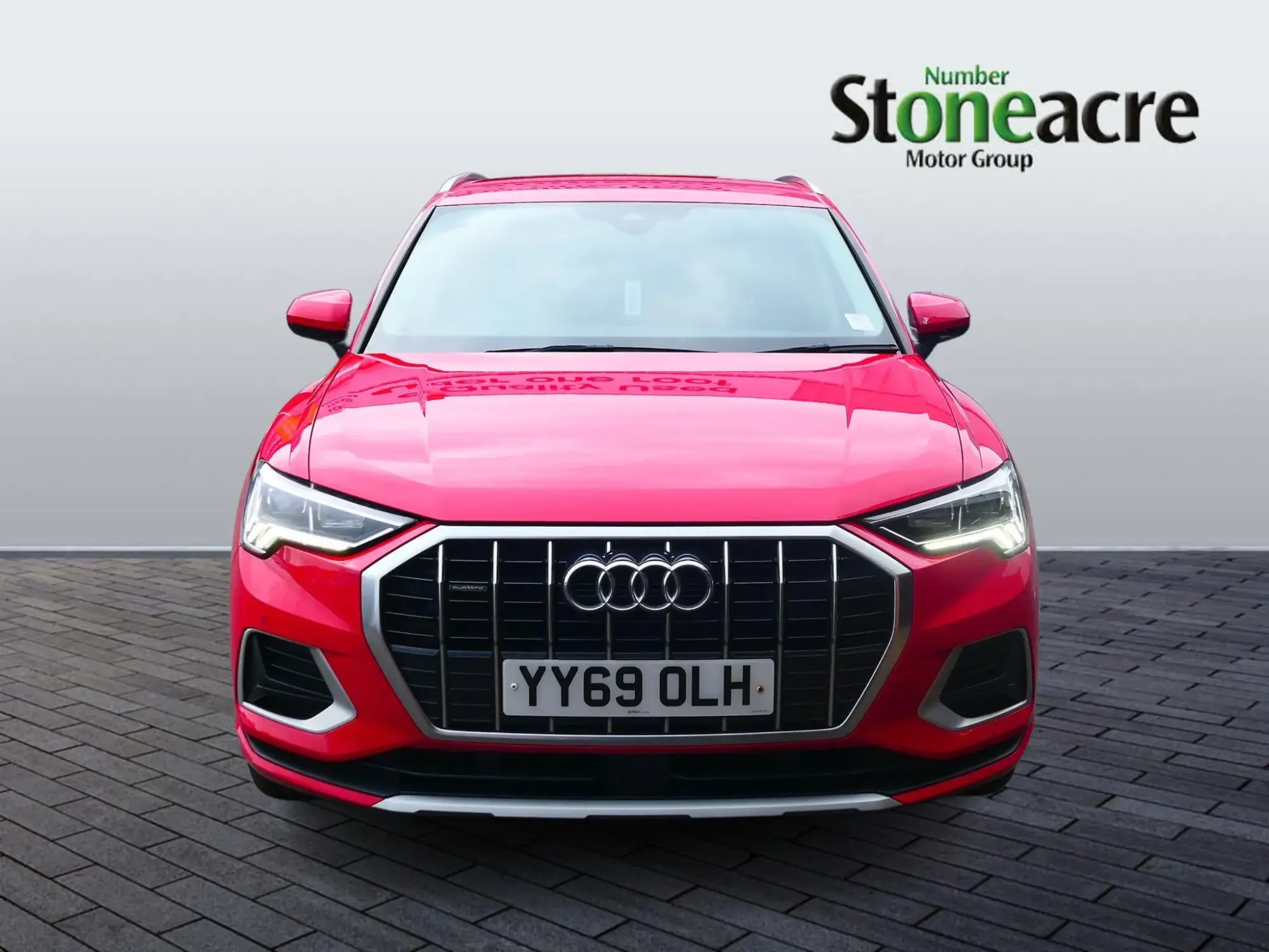 Audi Q3 2.0 TDI 40 Sport S Tronic quattro Euro 6 (s/s) 5dr YY69OLH Image 2