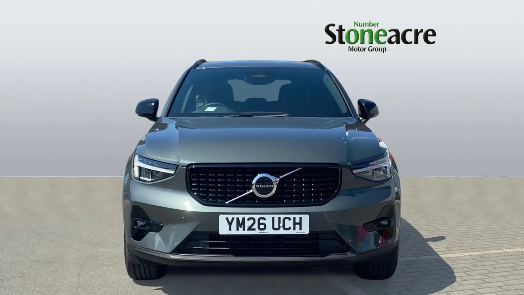Volvo XC40 Image 2