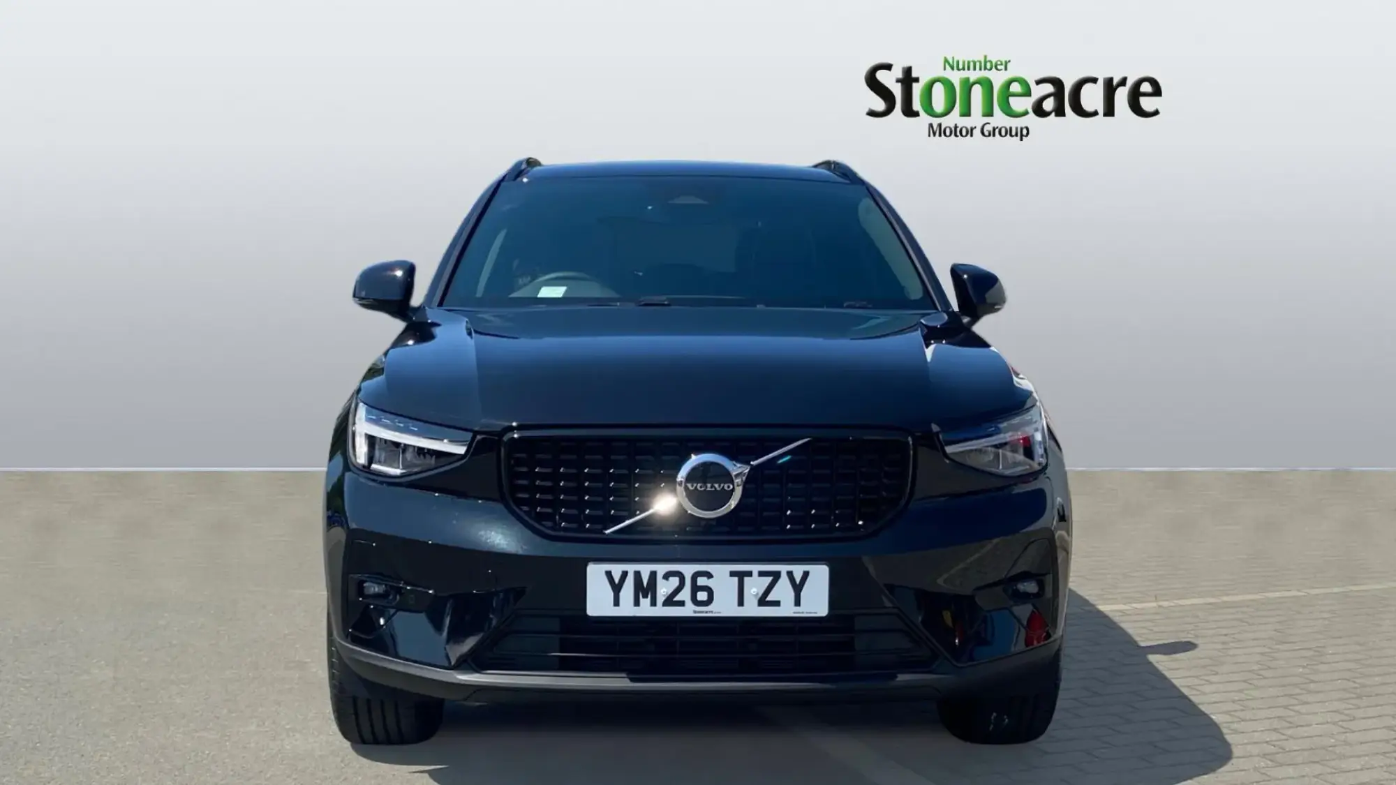 Volvo XC40 Image 2