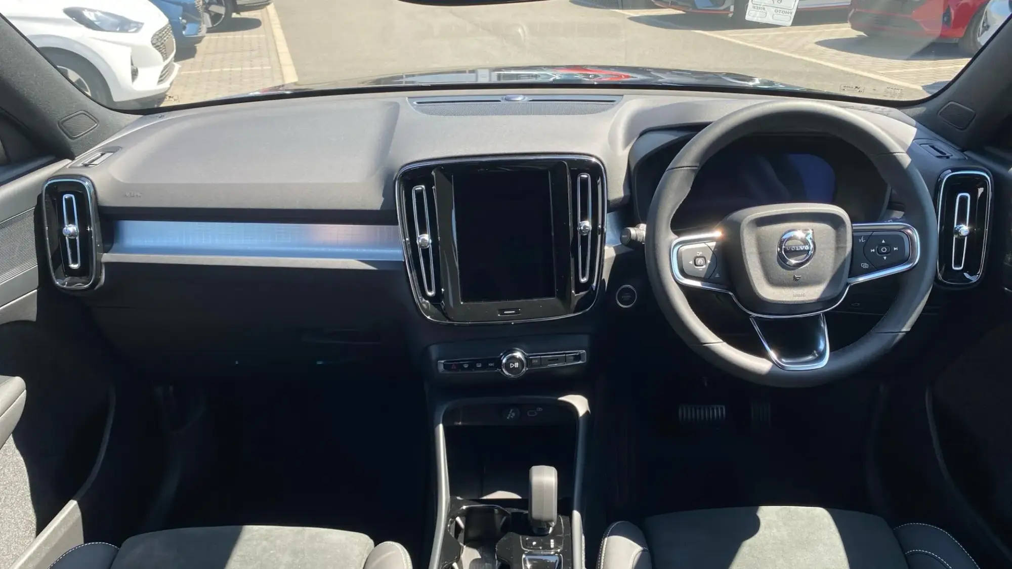 Volvo XC40 Image 10