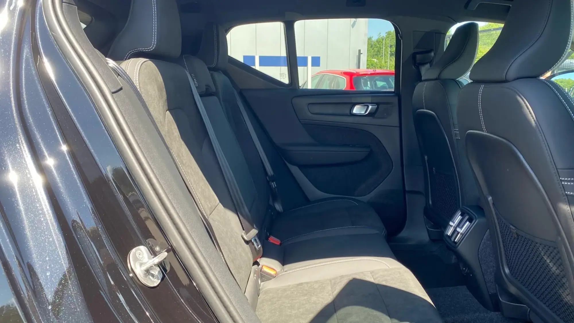 Volvo XC40 Image 14