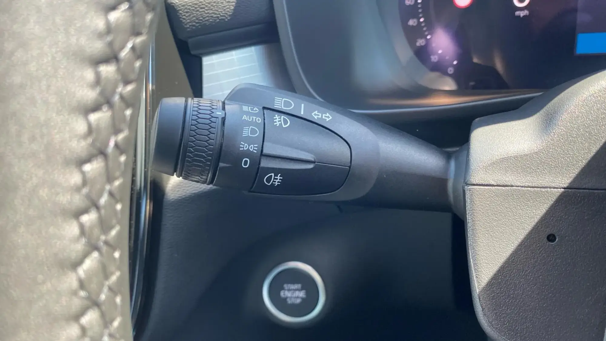 Volvo XC40 Image 16