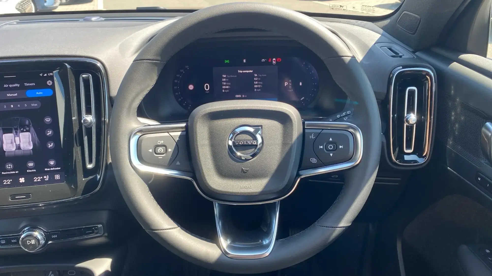 Volvo XC40 Image 29
