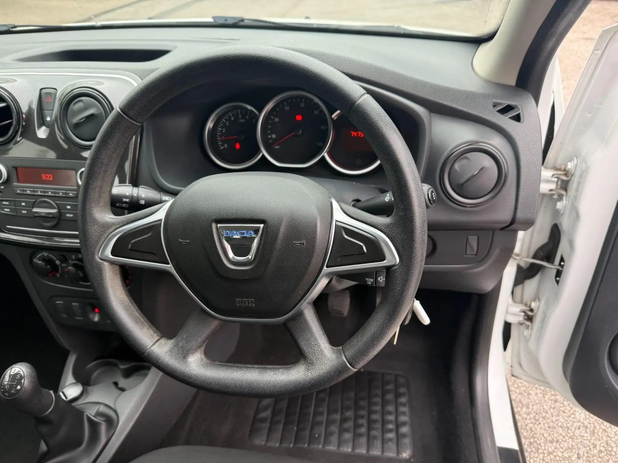 Dacia Sandero Image 23 Dacia Sandero Image 23