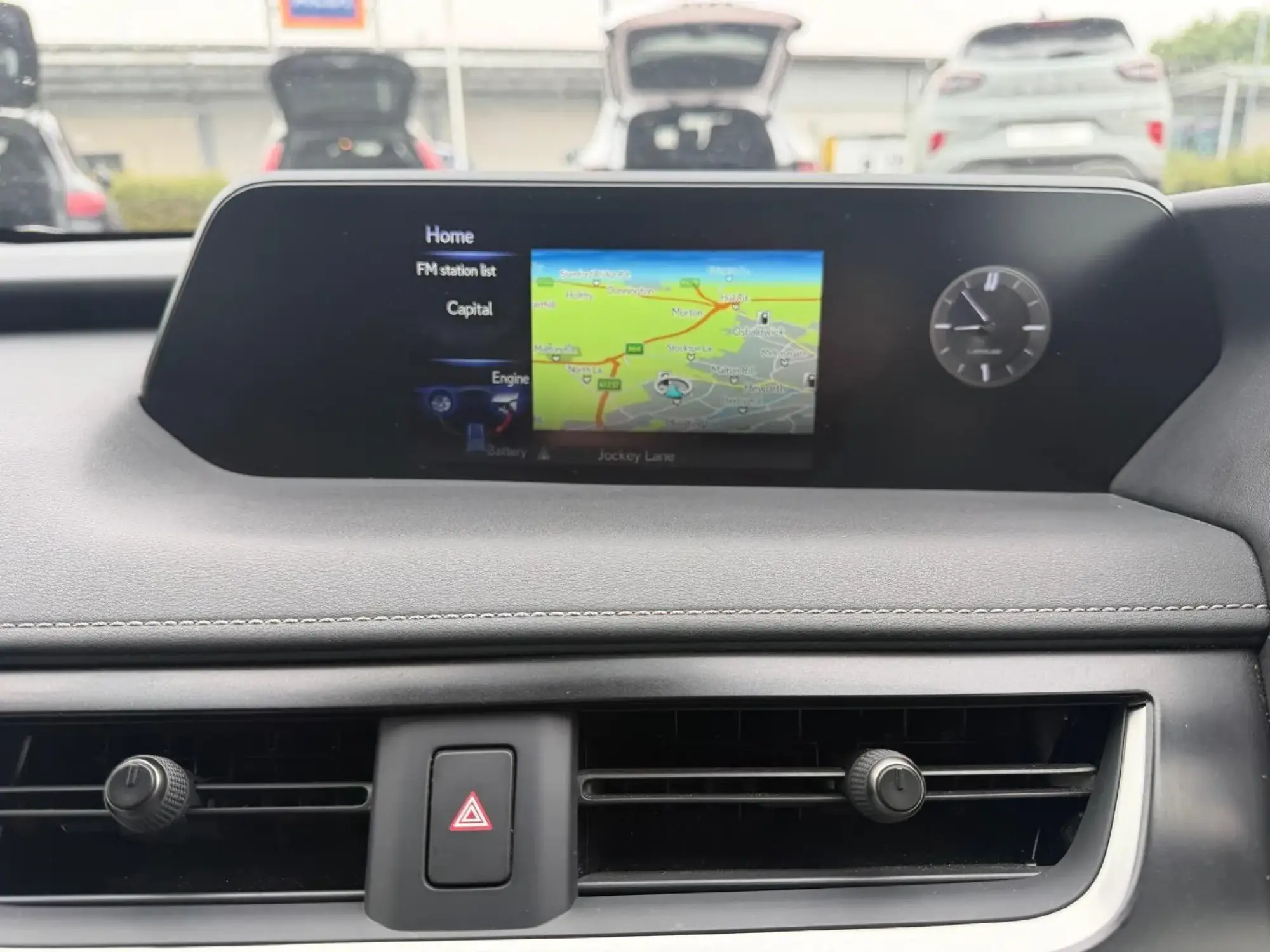Lexus UX Self-Charging Hybrid Image 21