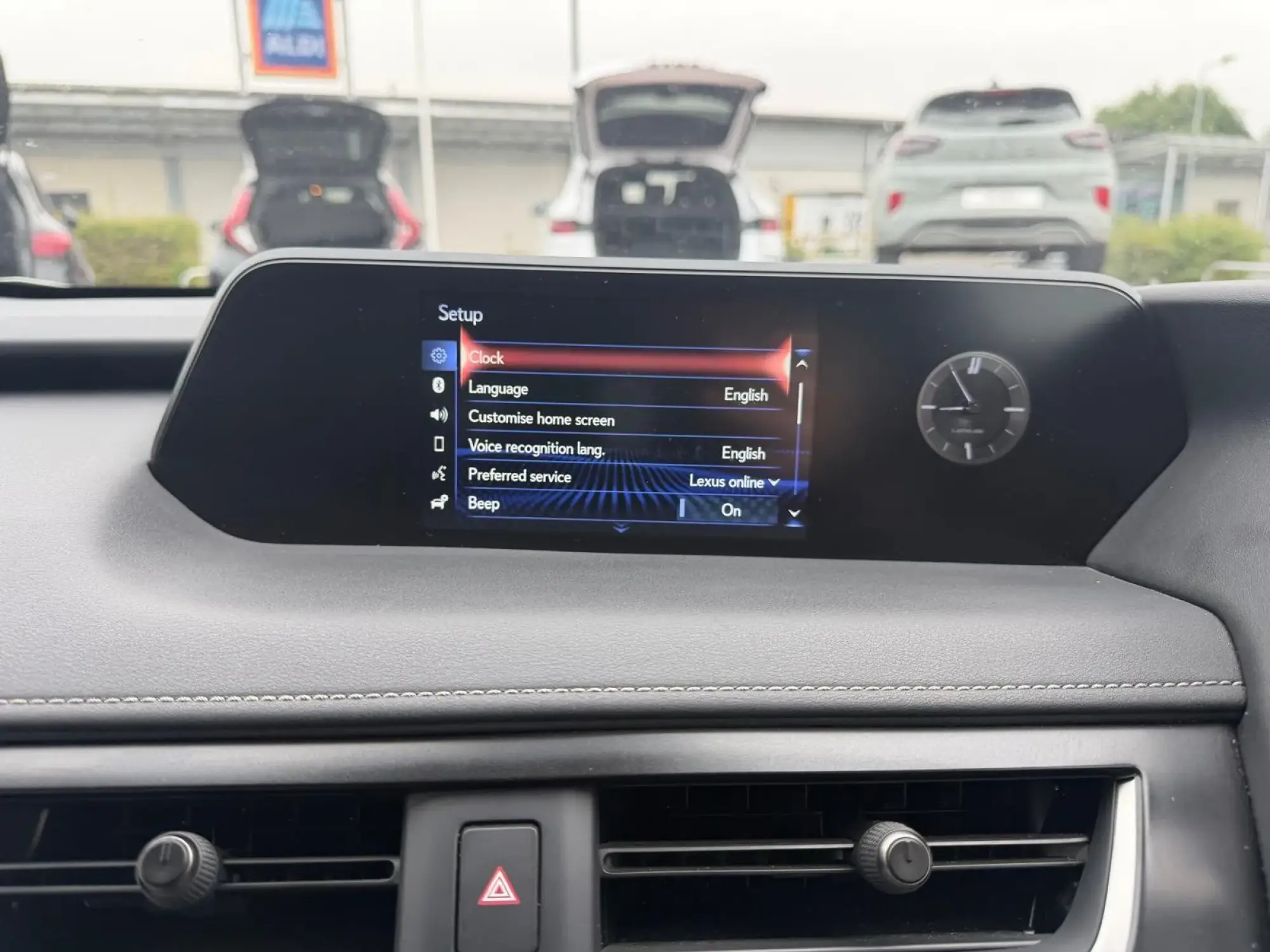 Lexus UX Self-Charging Hybrid Image 28