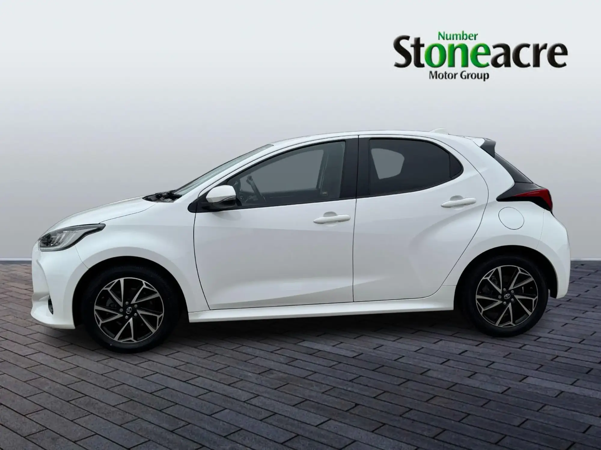 Toyota Yaris Image 5