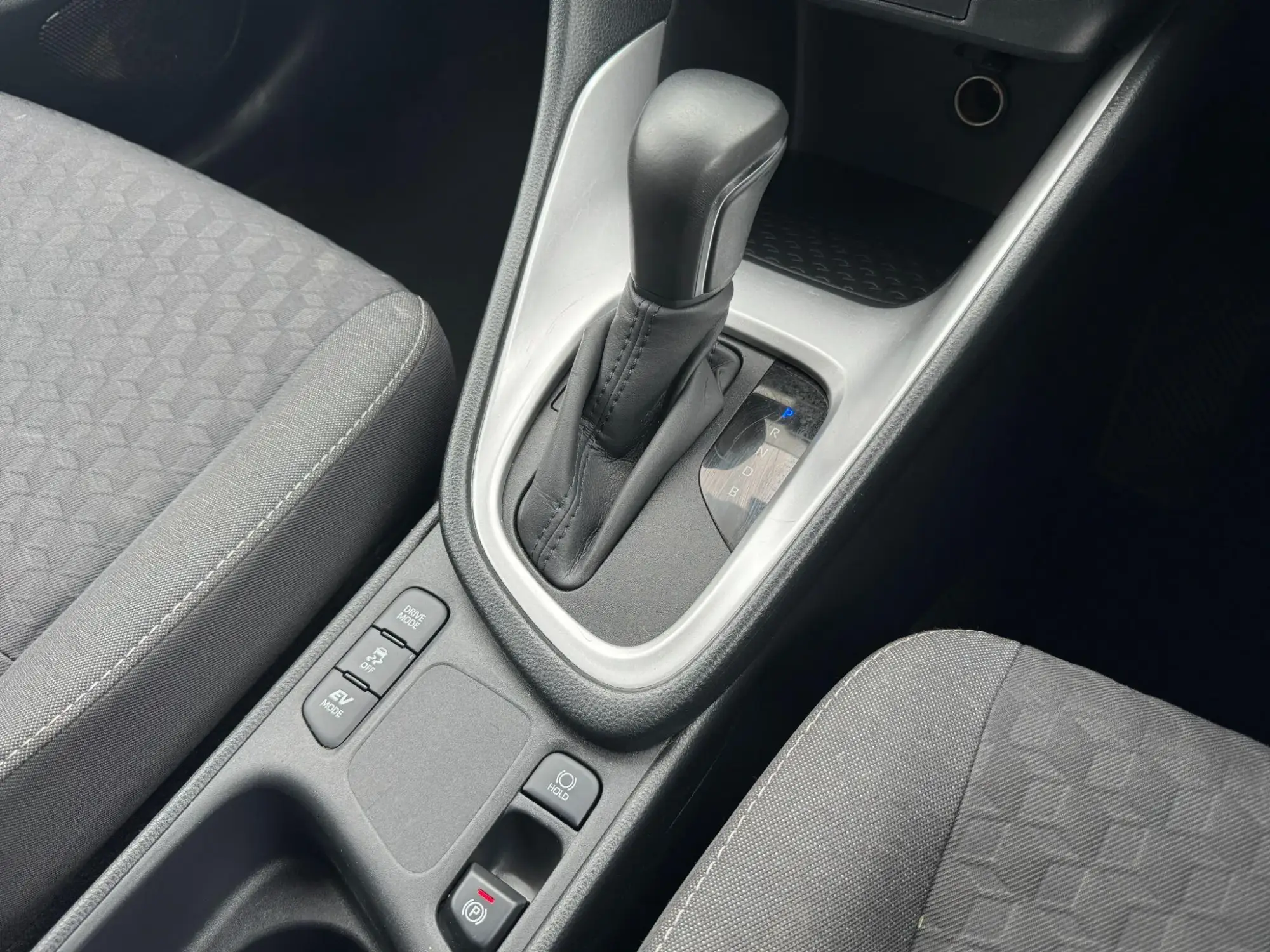 Toyota Yaris Image 10