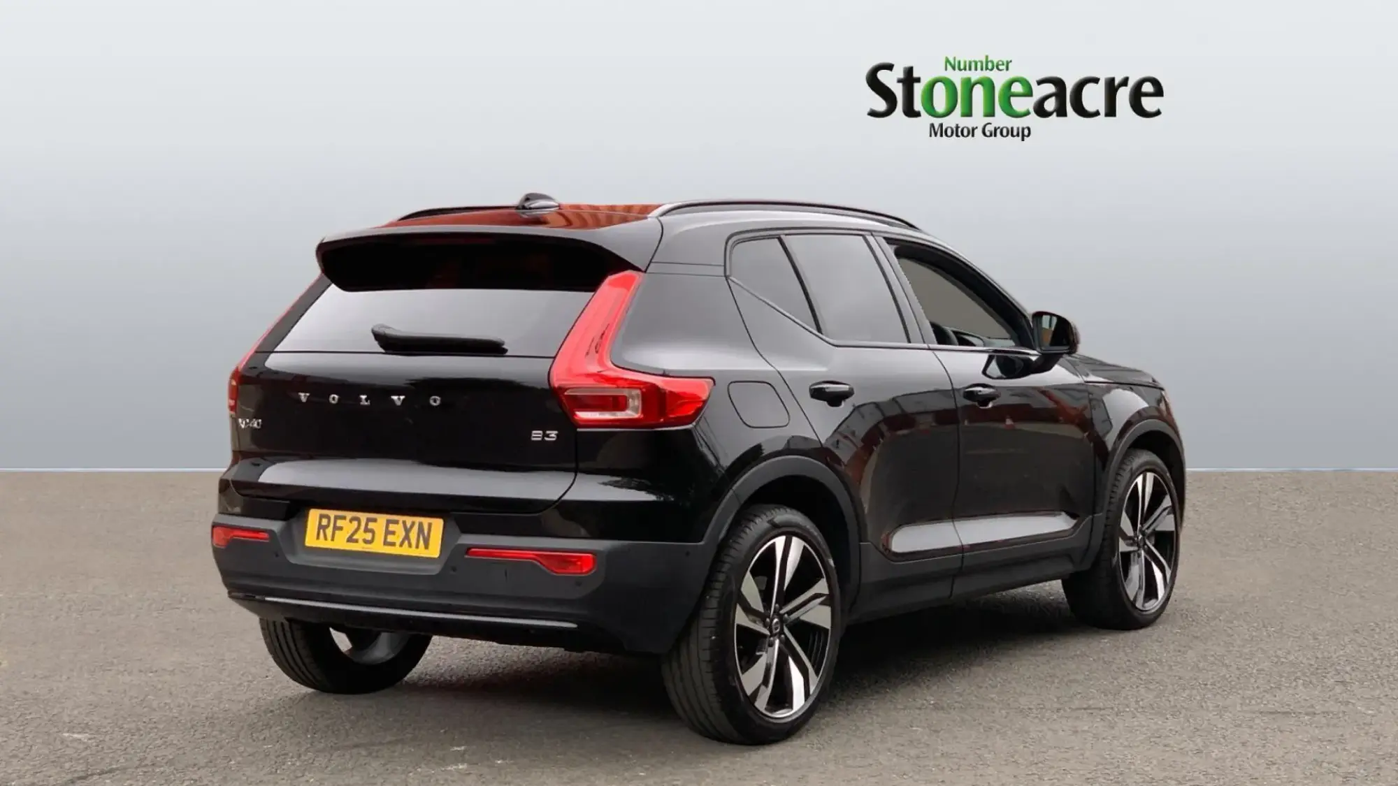 Volvo XC40 Image 2