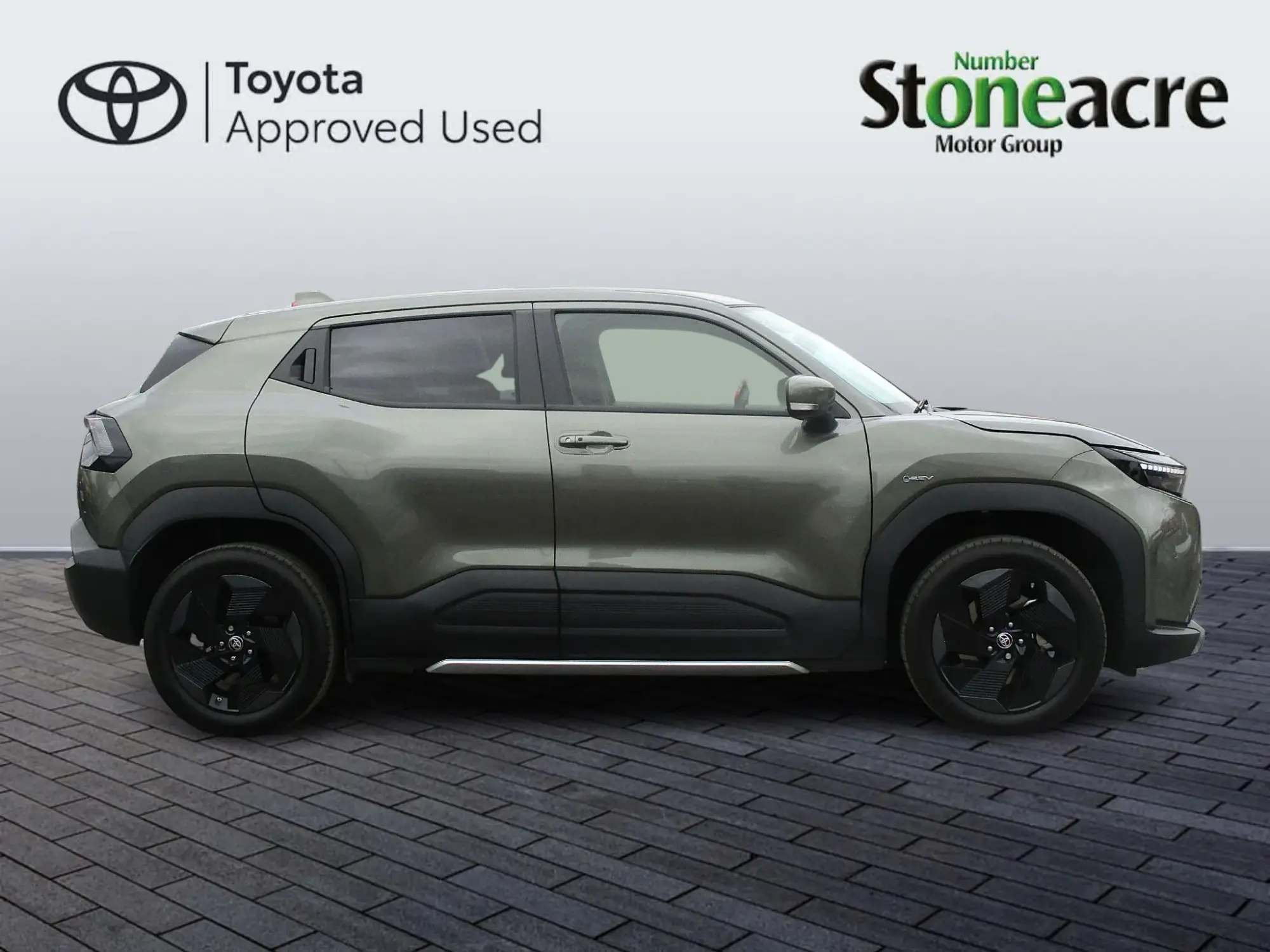Toyota Urban Cruiser 61kWh Design Auto 5dr ND75OTJ Image 2
