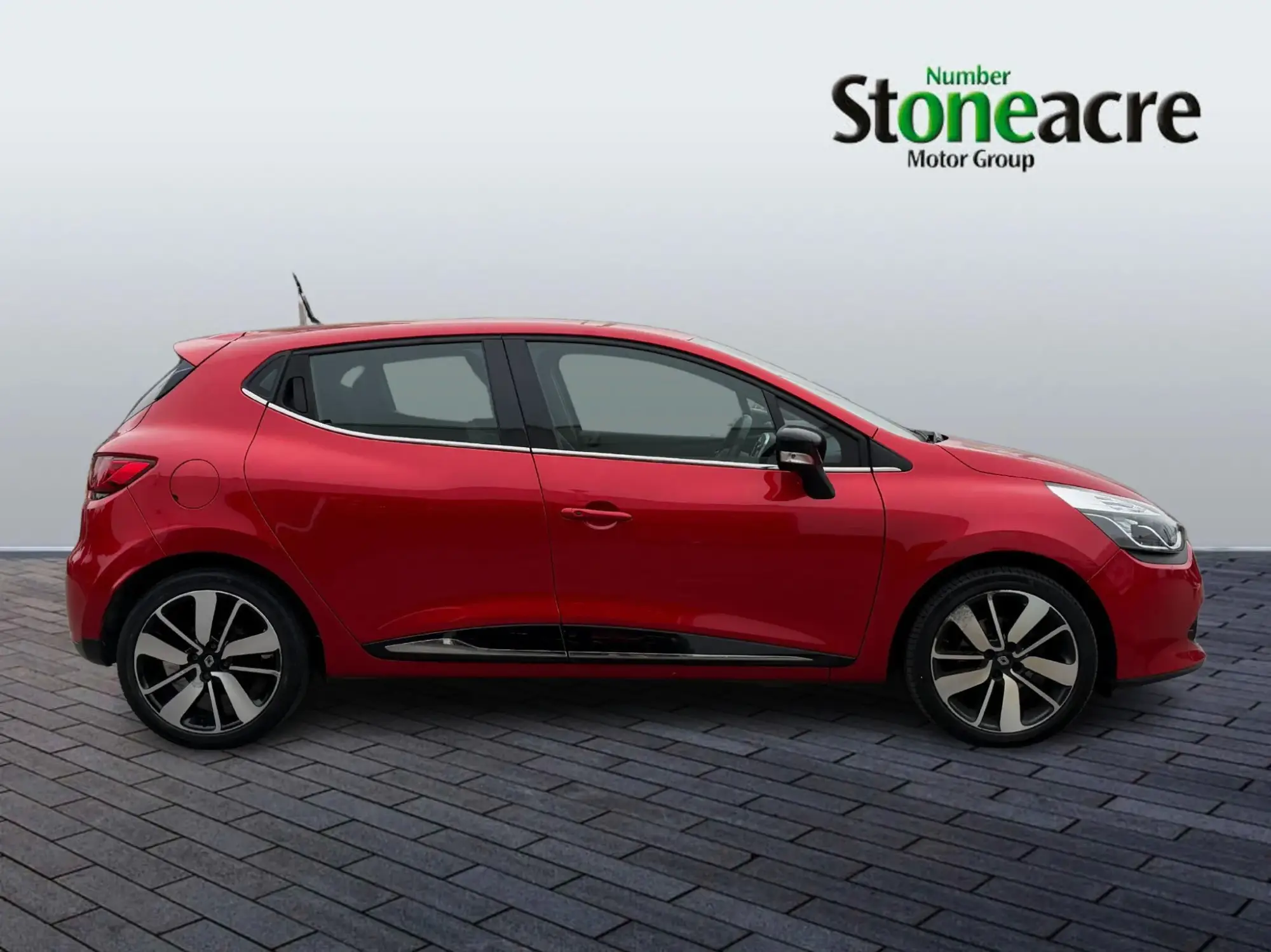 Renault Clio 1.5 dCi Dynamique S Nav Euro 6 (s/s) 5dr LS66XTK Image 2