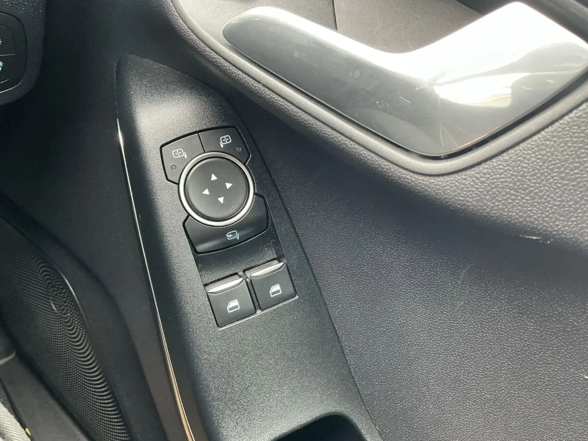 Ford Fiesta Image 17