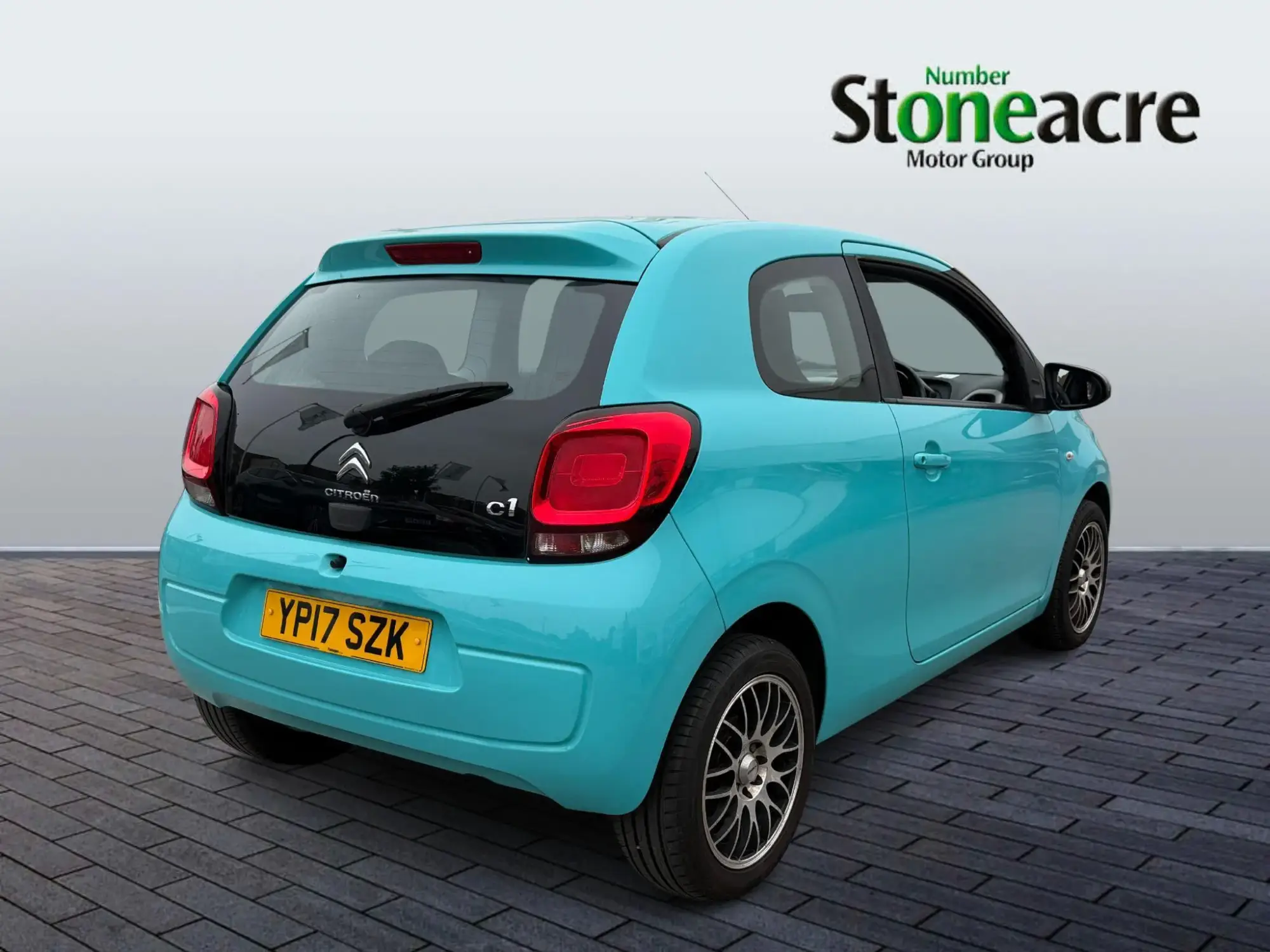 Citroen C1 1.0 VTi Feel 3dr YP17SZK Image 3