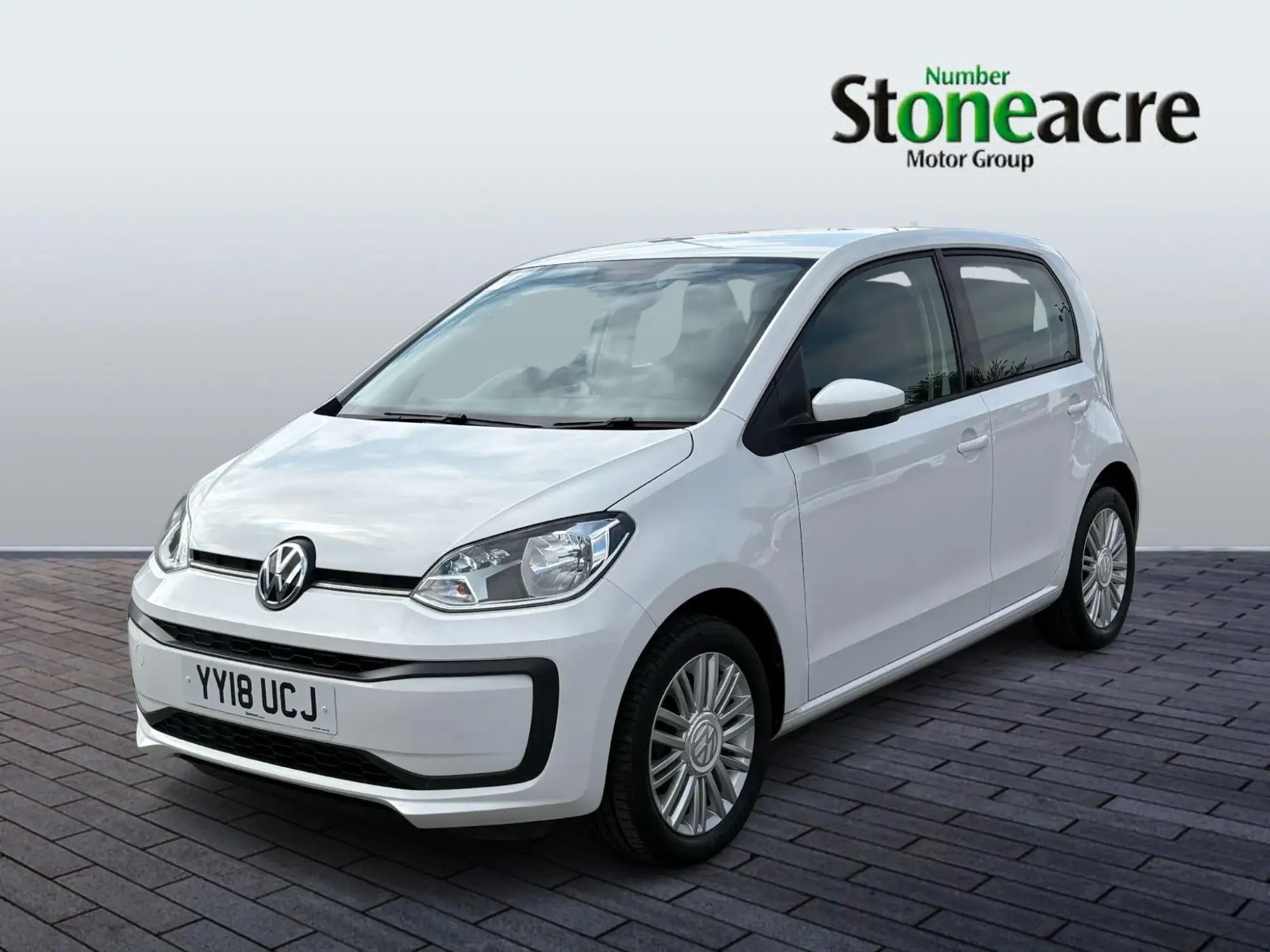 Volkswagen up! 1.0 Move up! Hatchback 5dr Petrol Manual Euro 6 (s/s) (60 ps) YY18UCJ Image 3