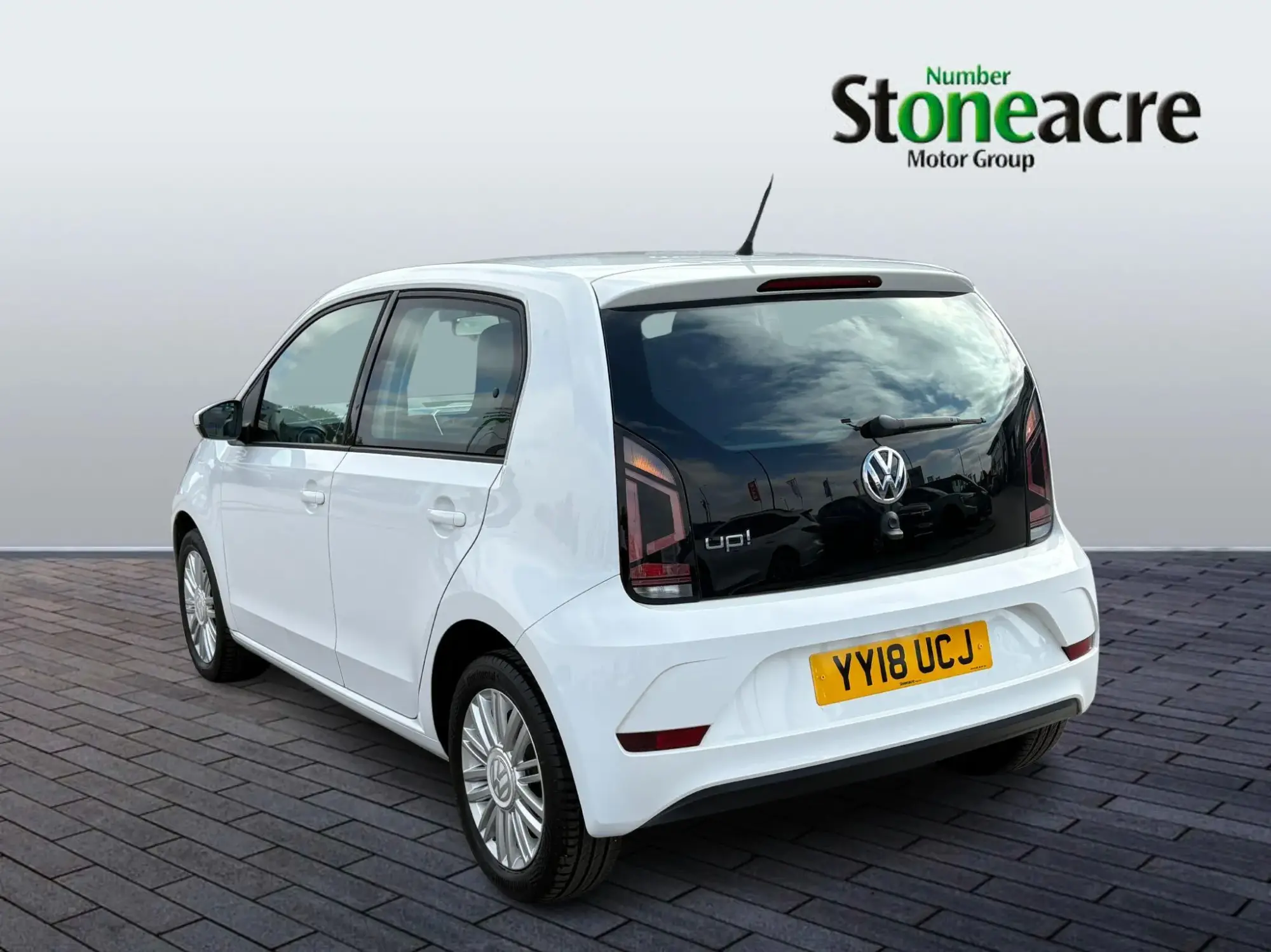 Volkswagen up! Image 4
