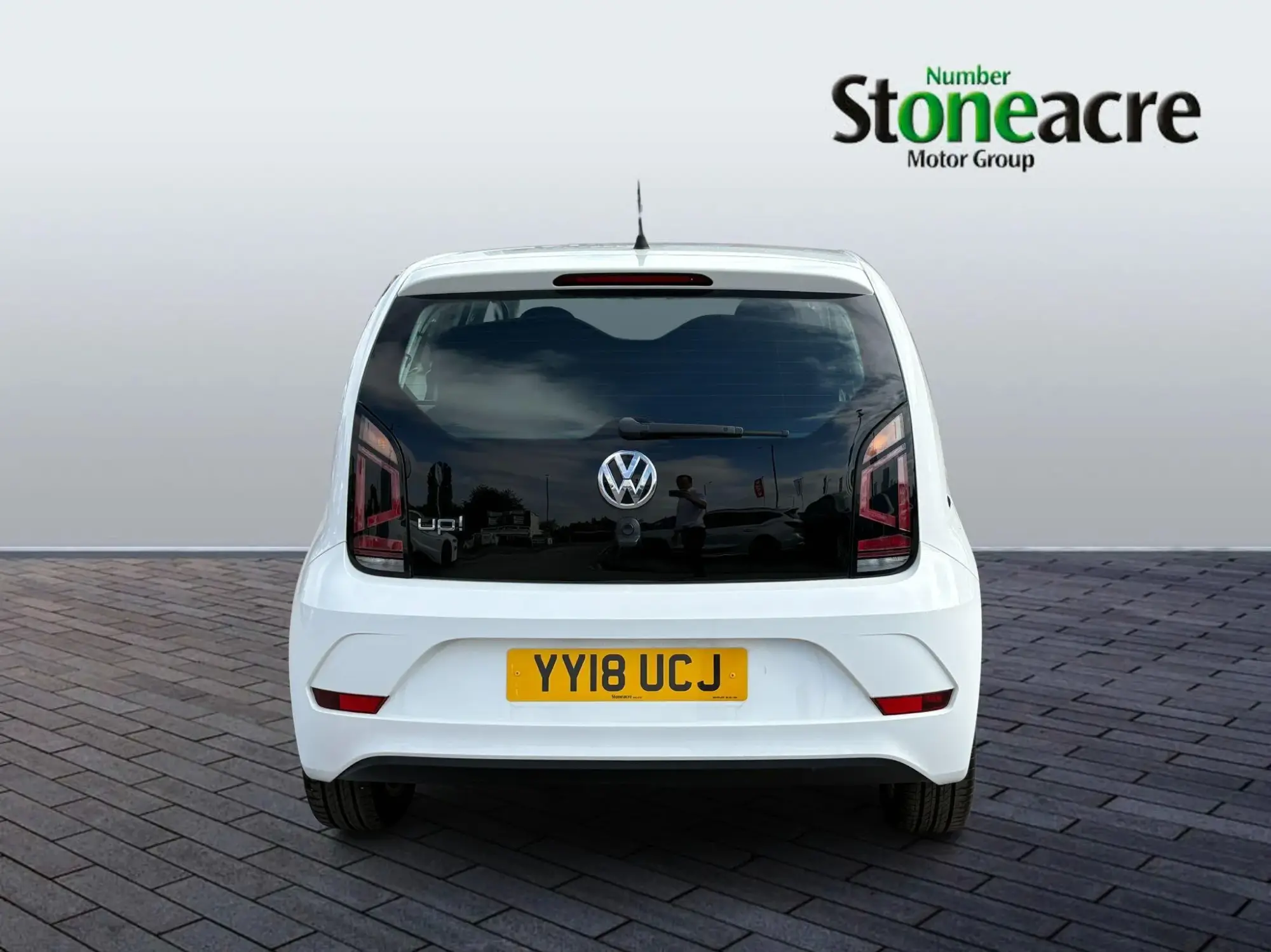 Volkswagen up! Image 6