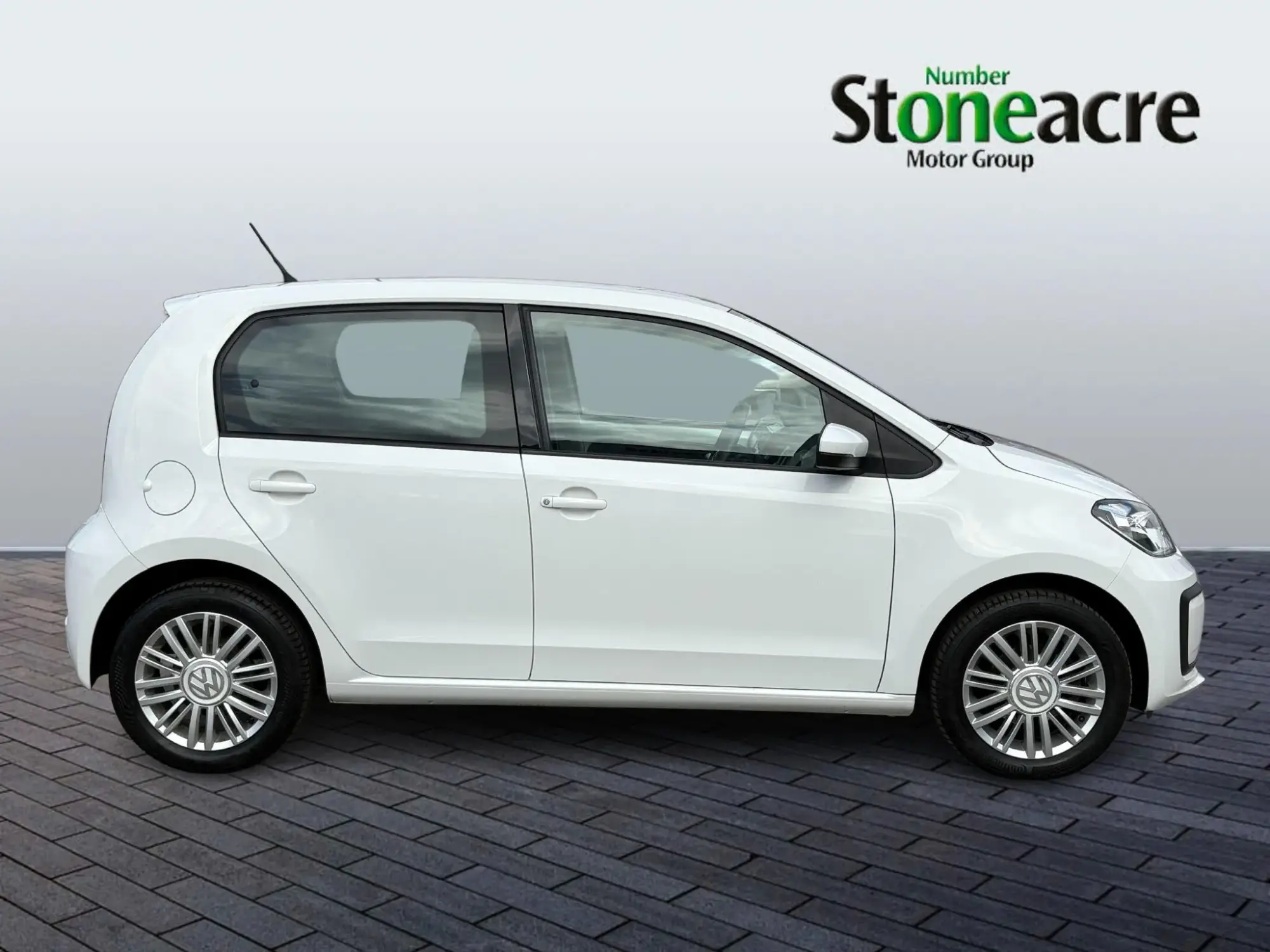 Volkswagen up! Image 7