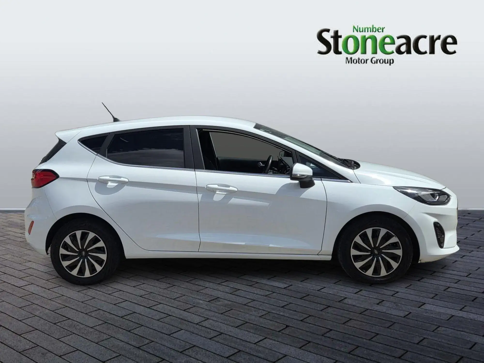 Ford Fiesta Image 2