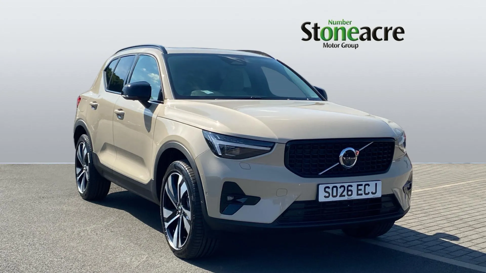 Volvo XC40 dealer public-web source image