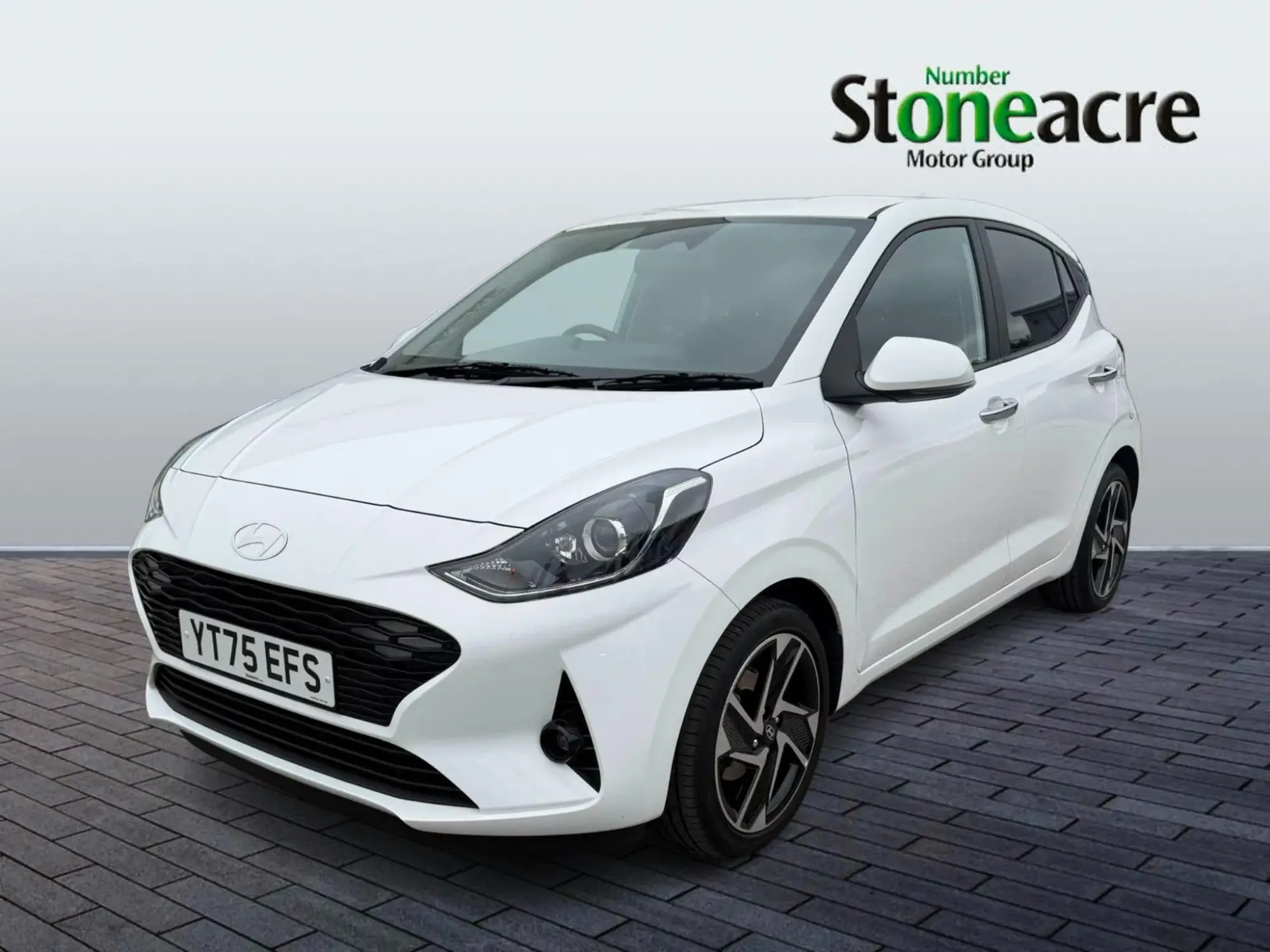 Hyundai i10 1.2 Premium Auto Euro 6 (s/s) 5dr YT75EFS Image 3