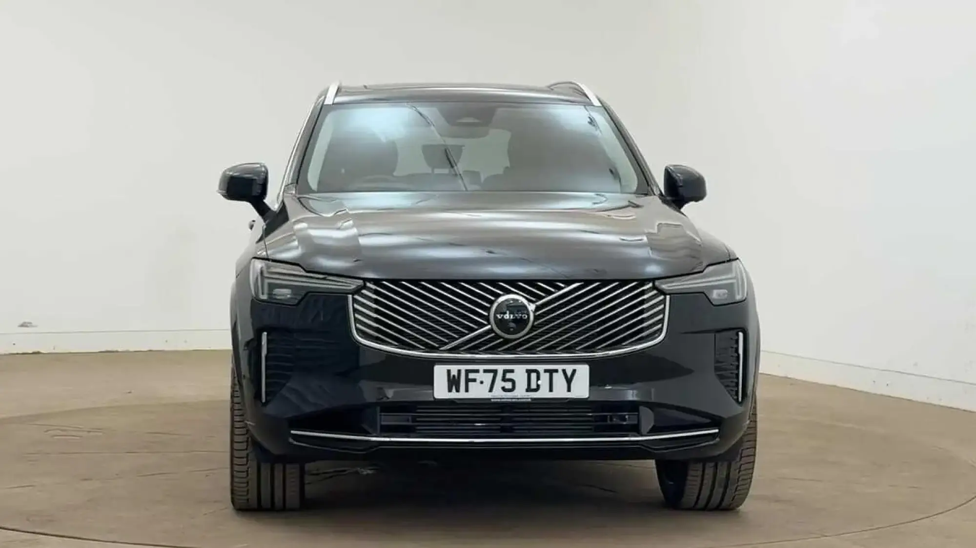 Volvo XC90 Plug-In Hybrid Image 8 Volvo XC90 Plug-In Hybrid Image 8