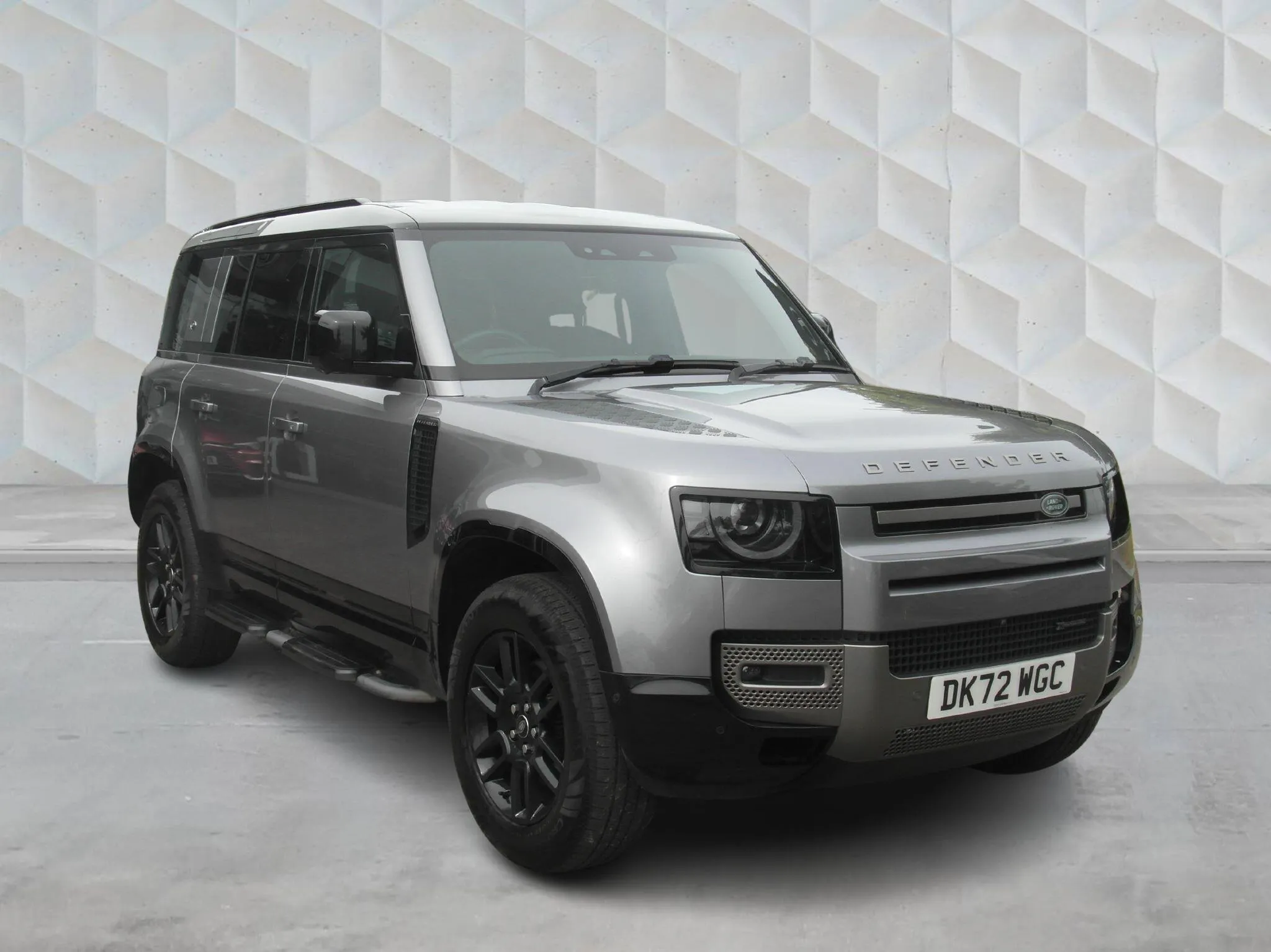 2022 LAND ROVER DEFENDER